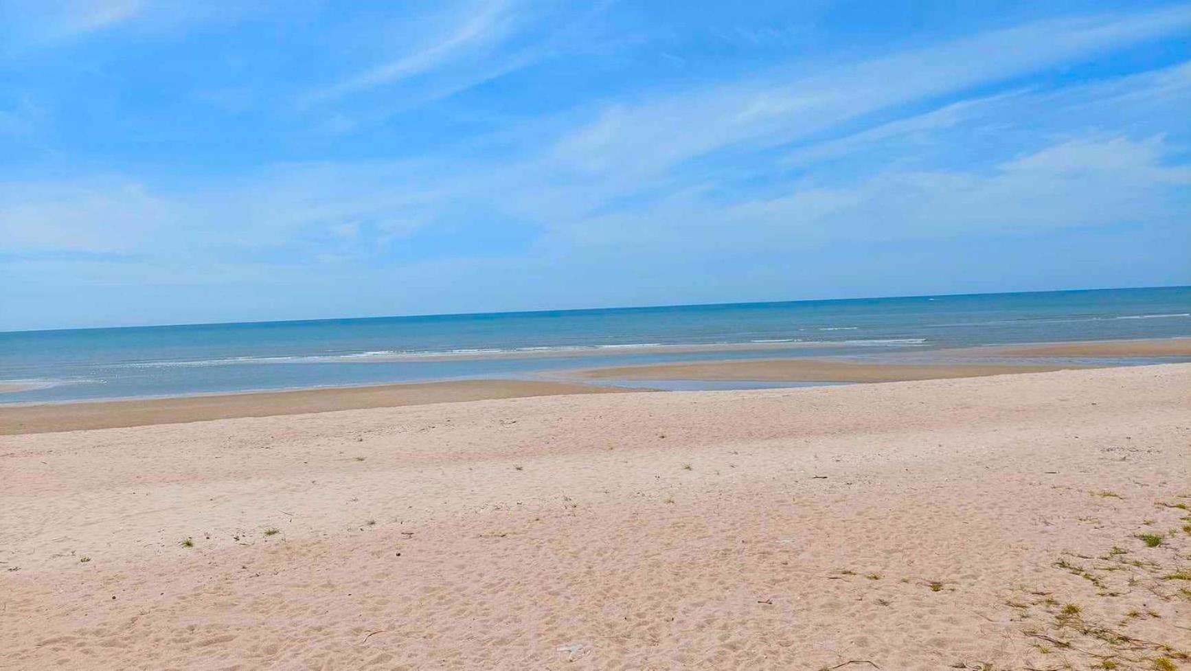 Beachfront With Balcony, Sea View & Pool View - Cha Am - Hua Hin * Cha-Am
