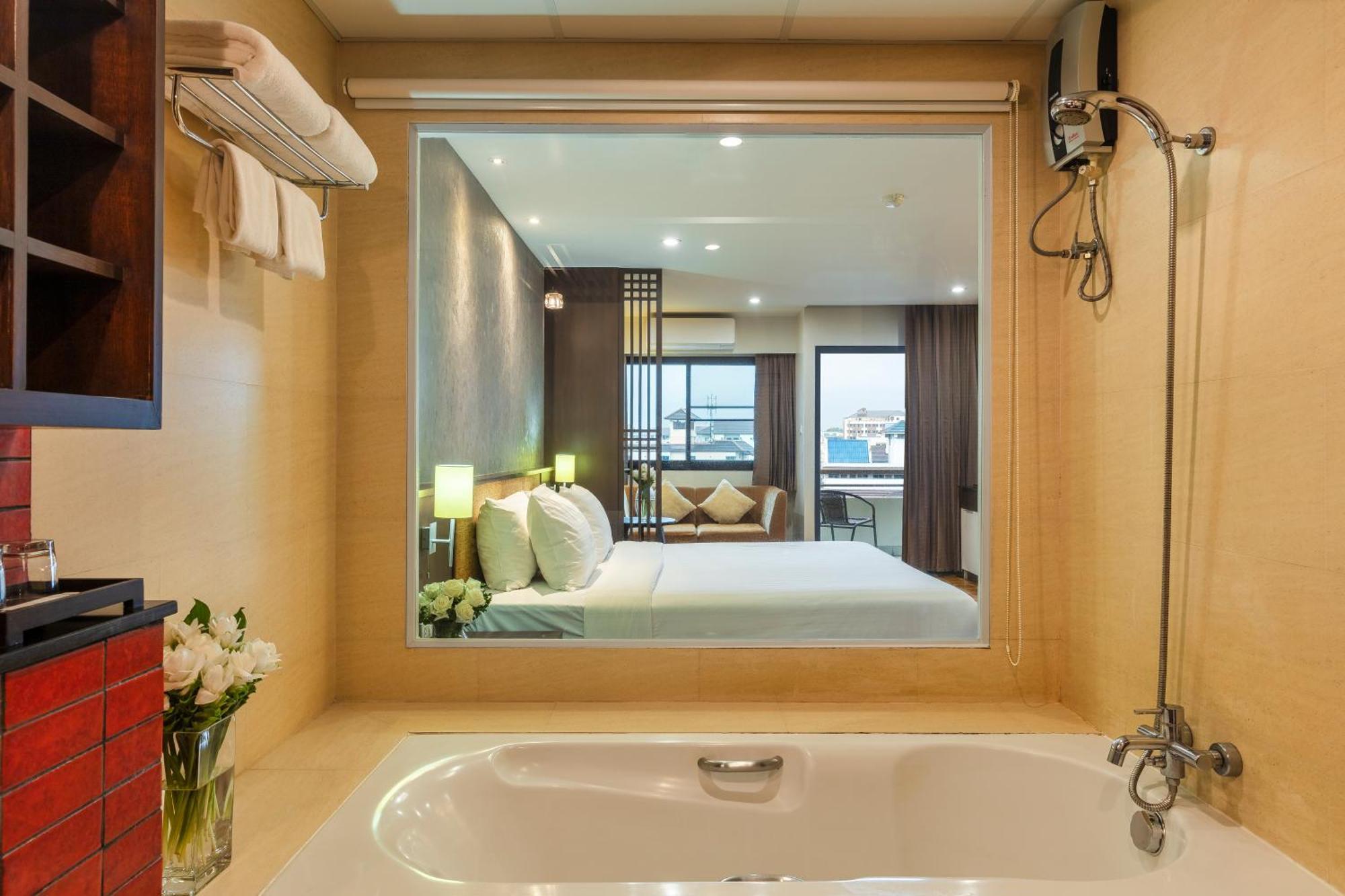 The Grand Napat Aparthotel Chiang Mai