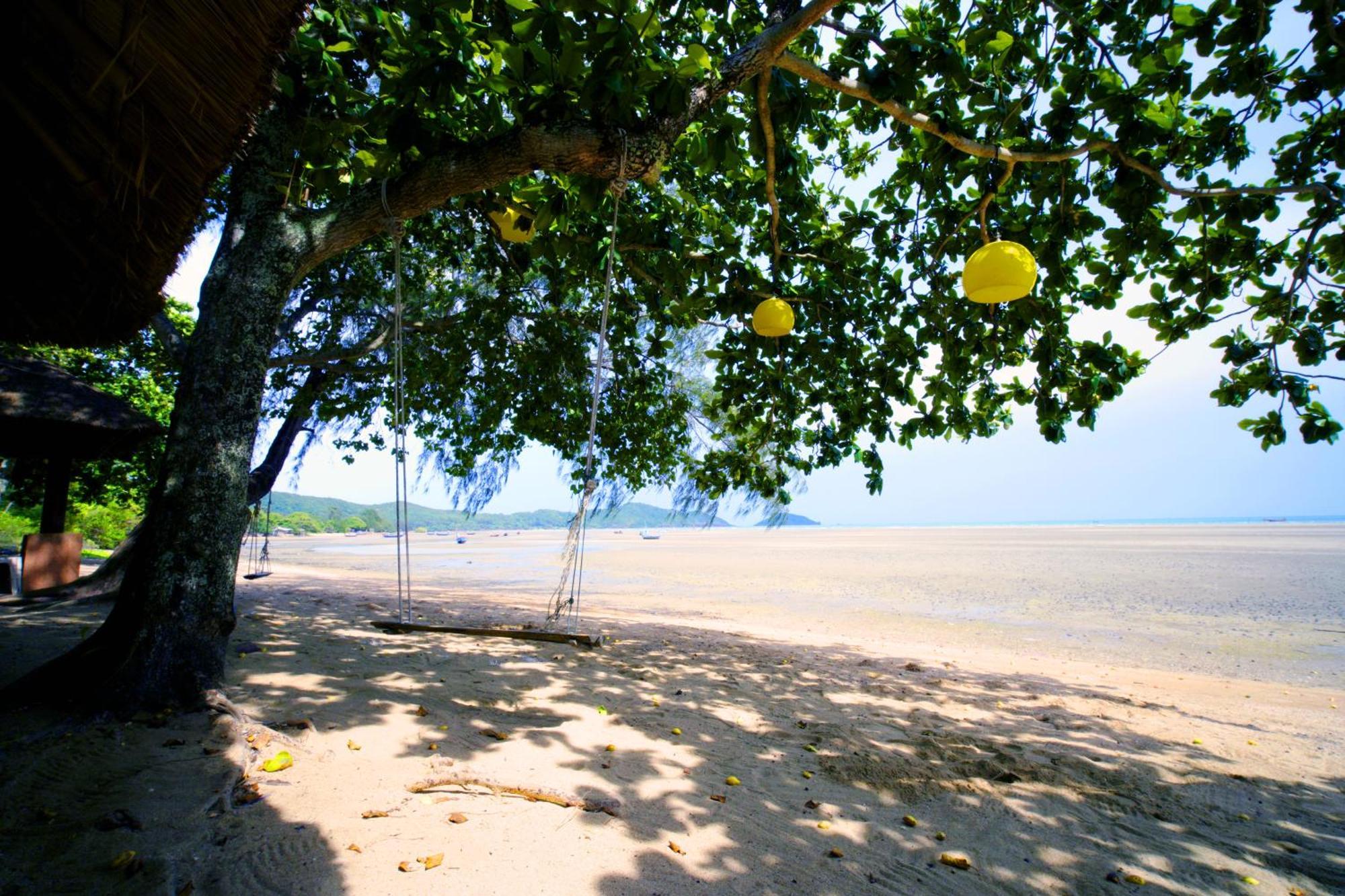 Resort Cha Cha Chaolao Chao Lao Beach