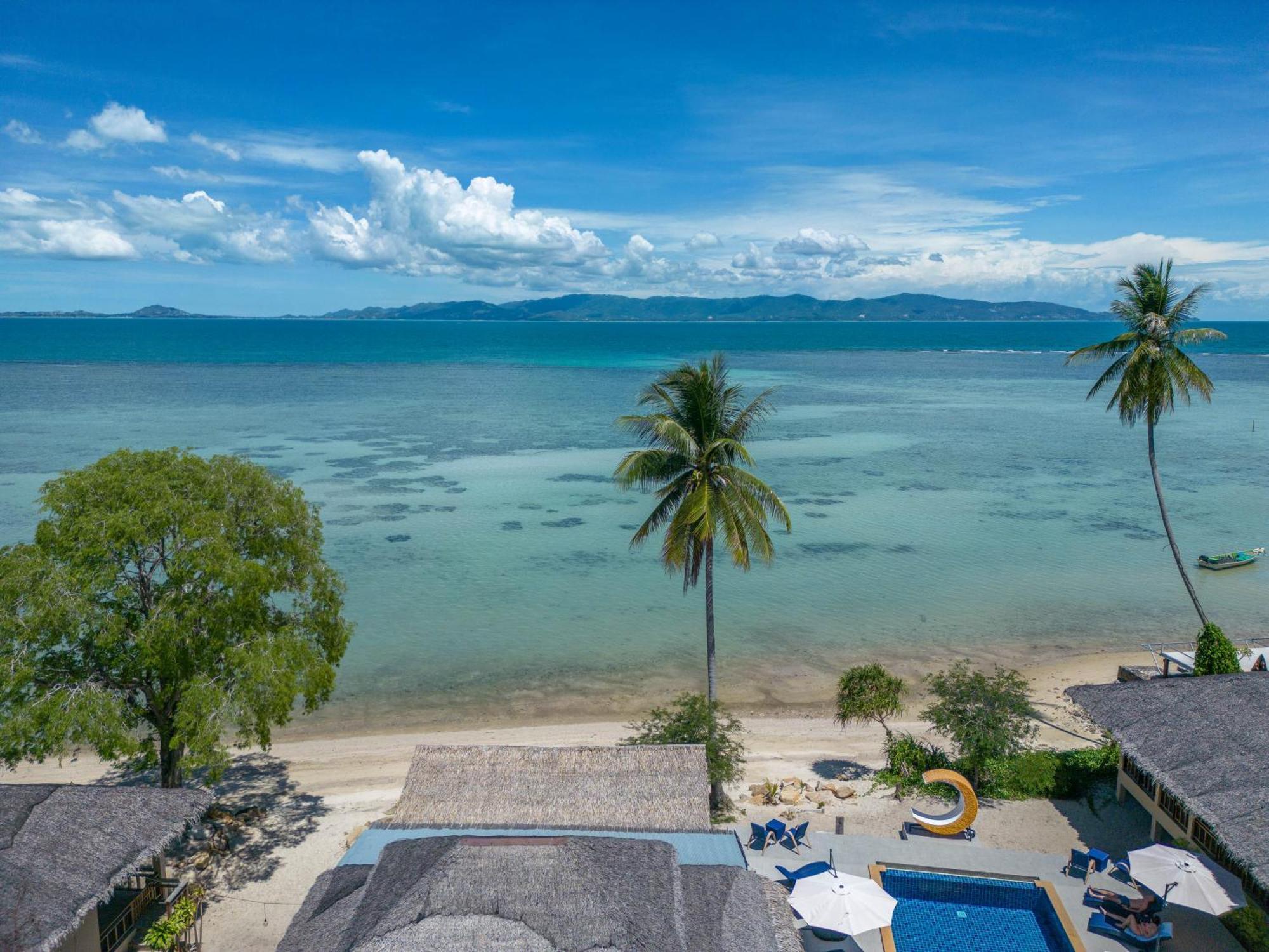Absolute Beachfront Resort 4*