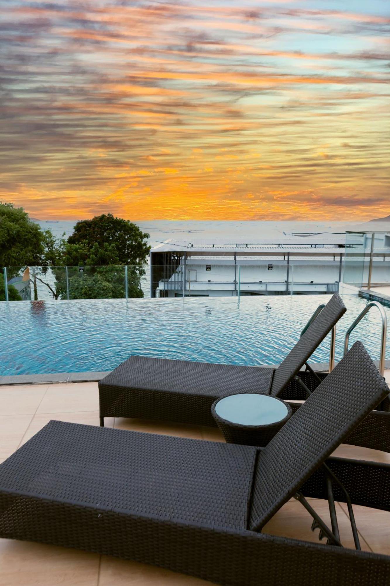 Aparthotel Karin & Service - Sha Extra 3*