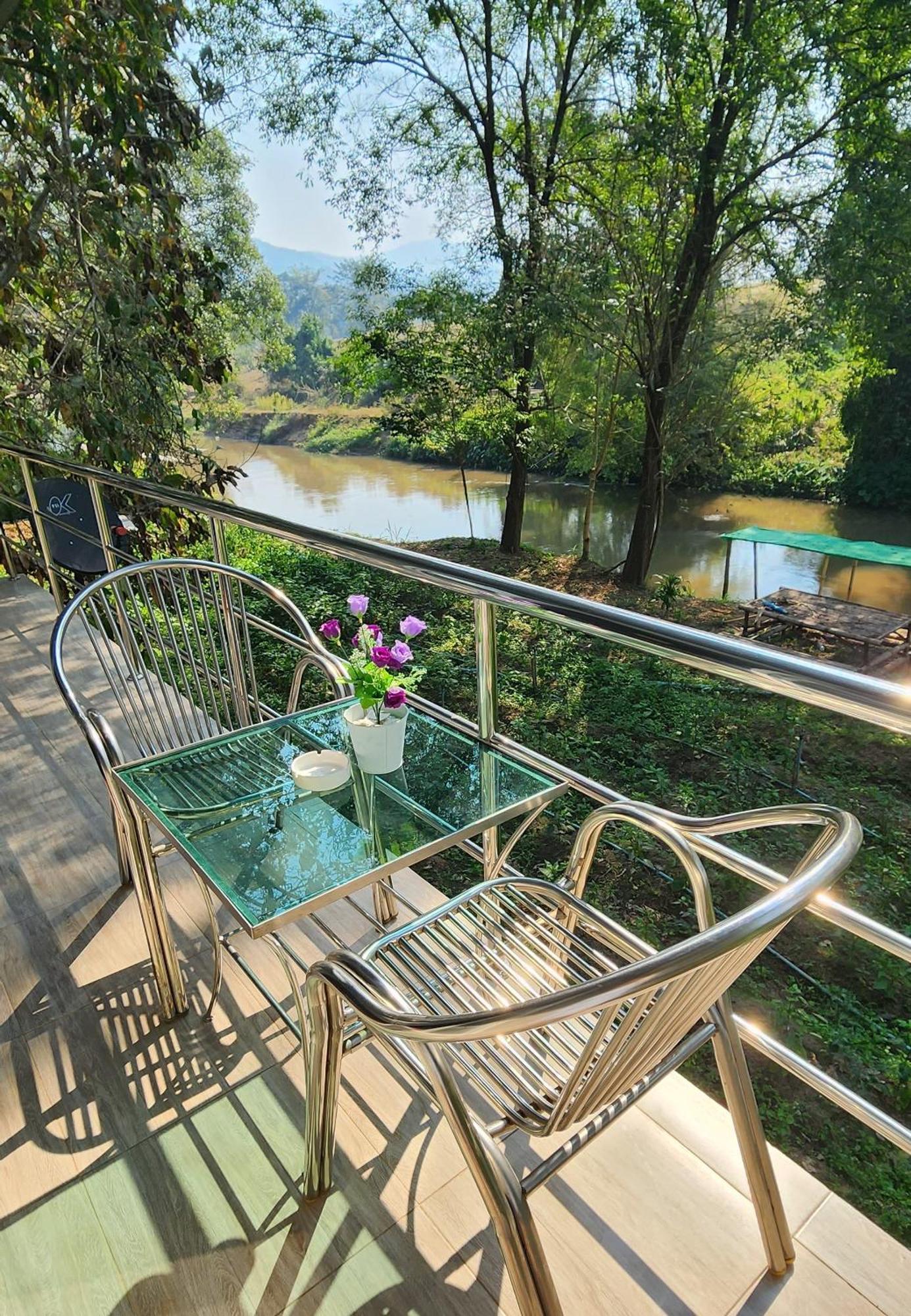 Guest house Rimtharnn Homestay Maewin *
