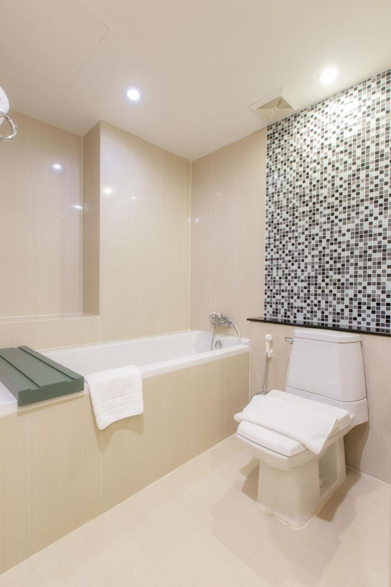 Lacol Khao Yai - A Chatrium Collection Resort 4*