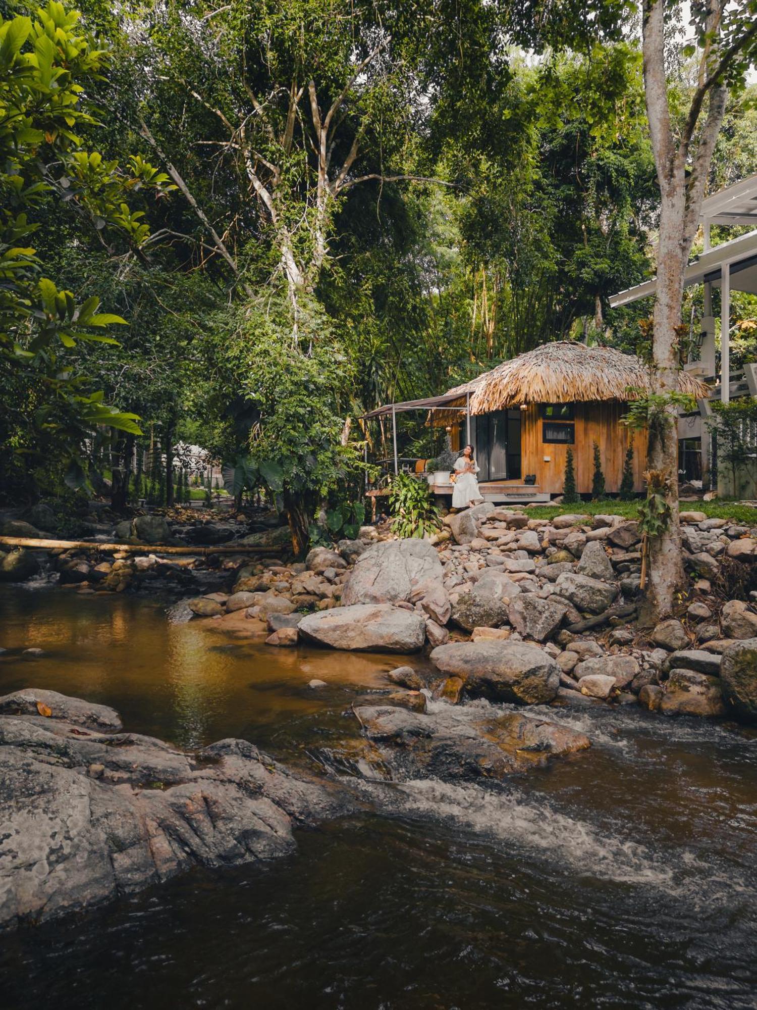 เดอะริเวอร์ แม่กำปอง The River Maekampong Chiang Mai Resort