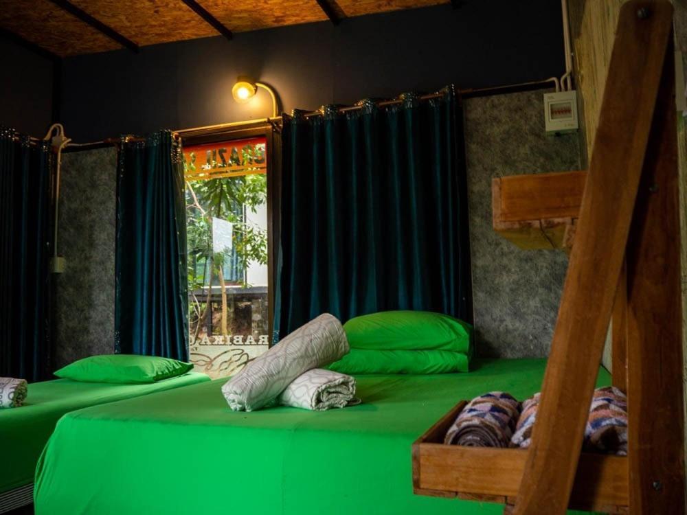 Resort Box At Rimlay