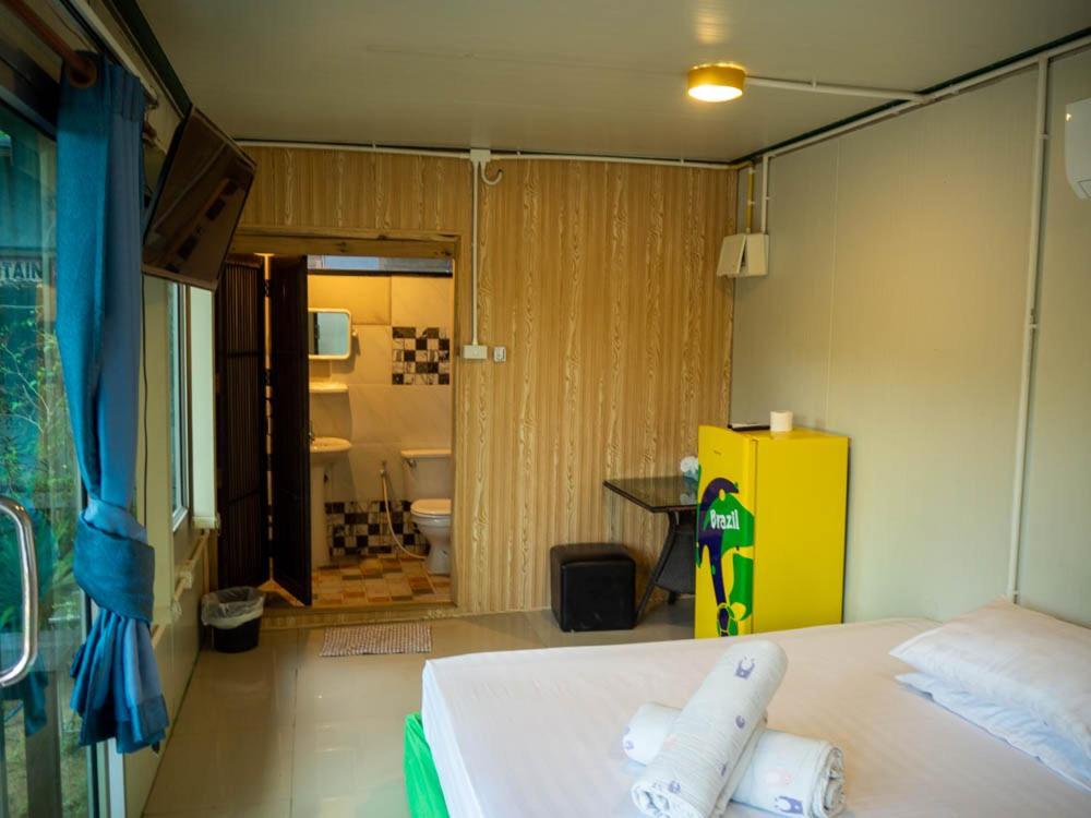 Resort Box At Rimlay