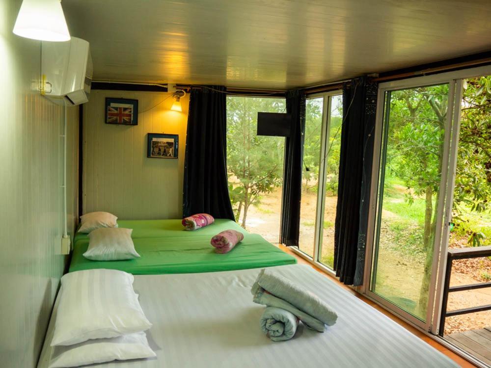 Resort Box At Rimlay *