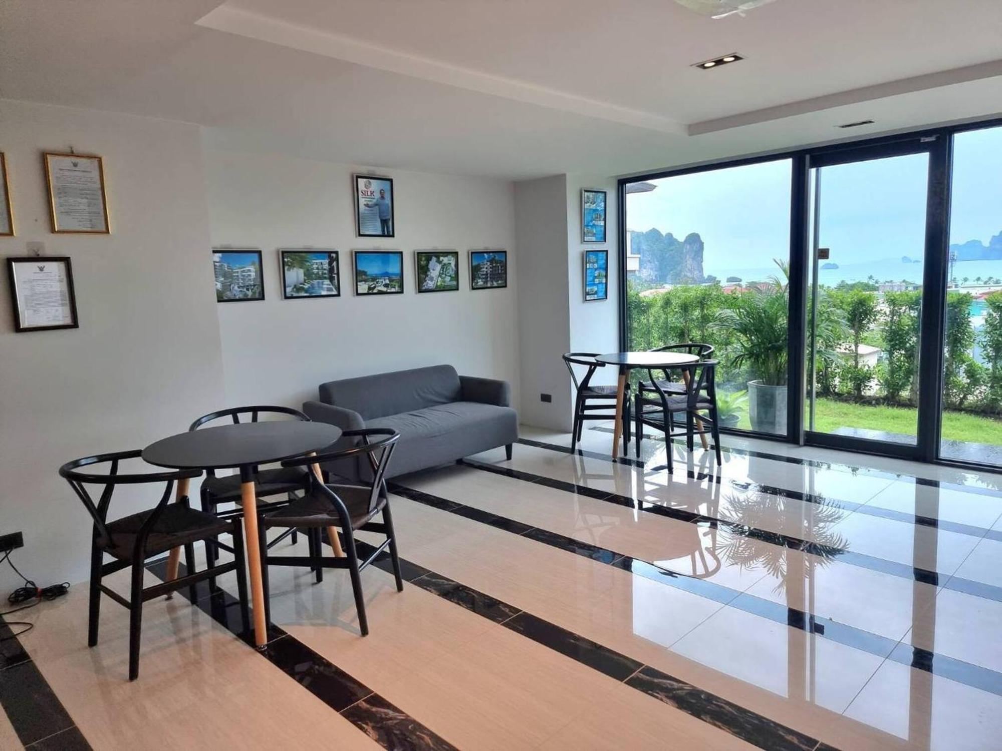 B504-partial Seaview Floor 1br Apartment *