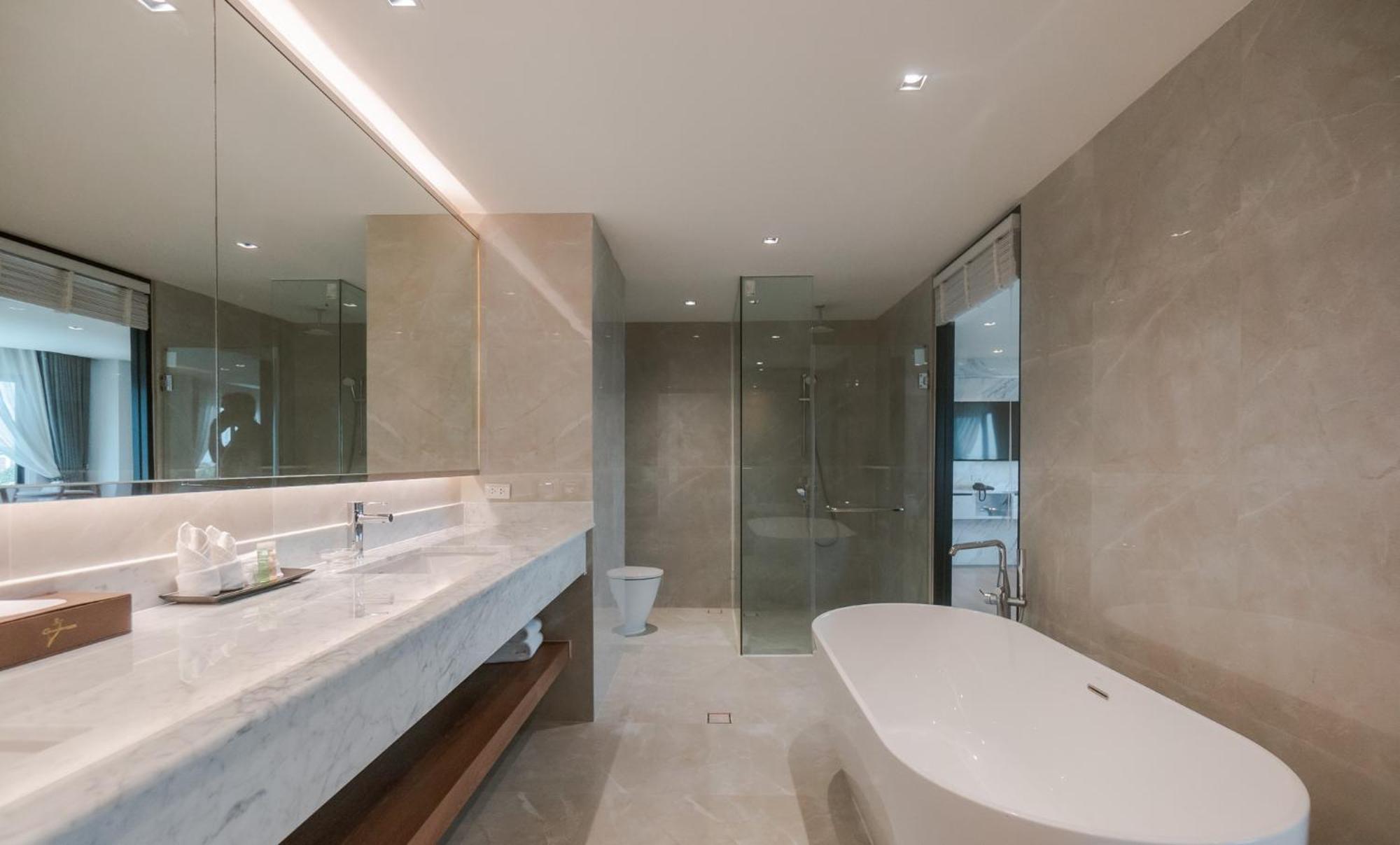 The Grand Riverside 3*