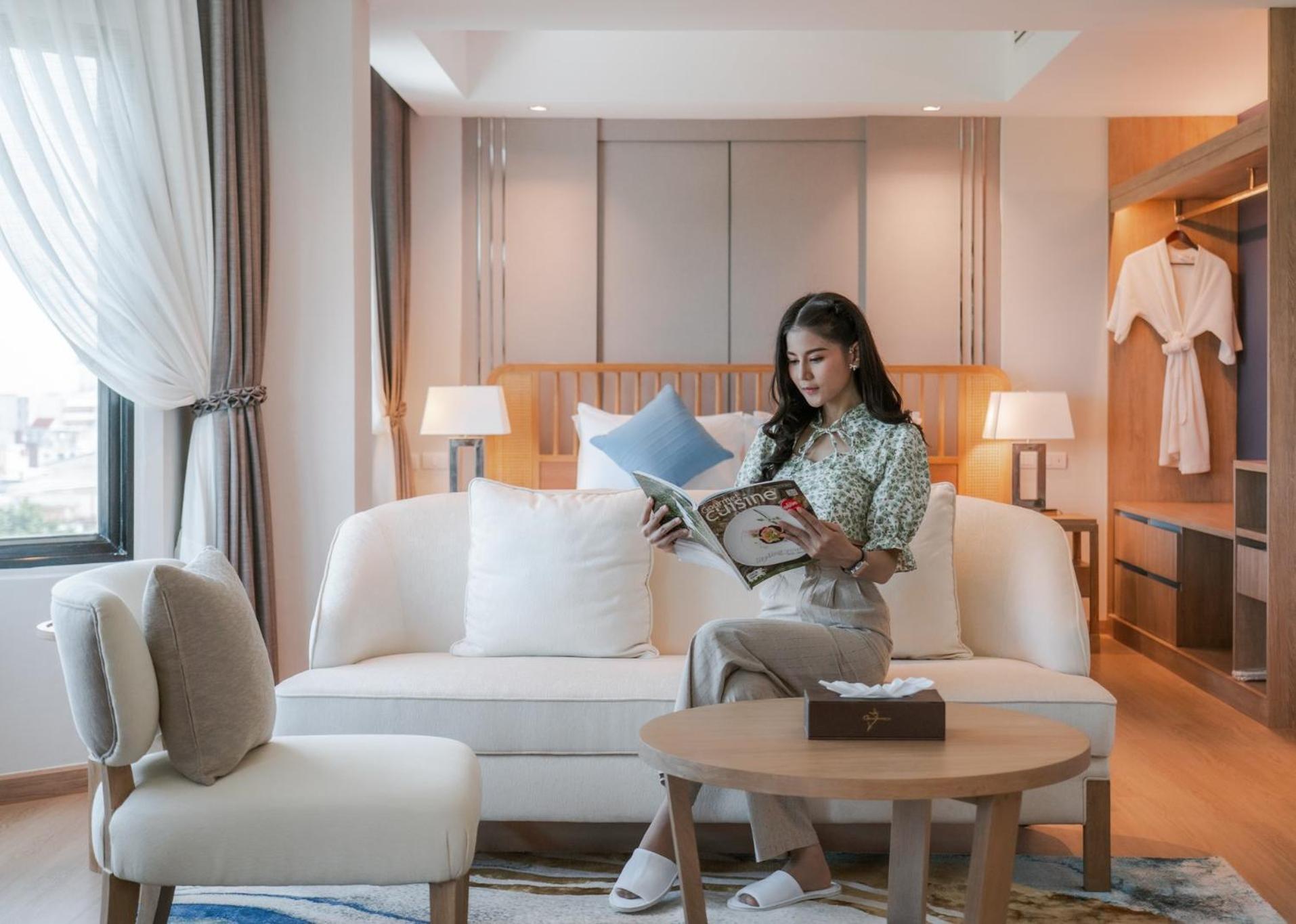 The Grand Riverside Hotel 3*