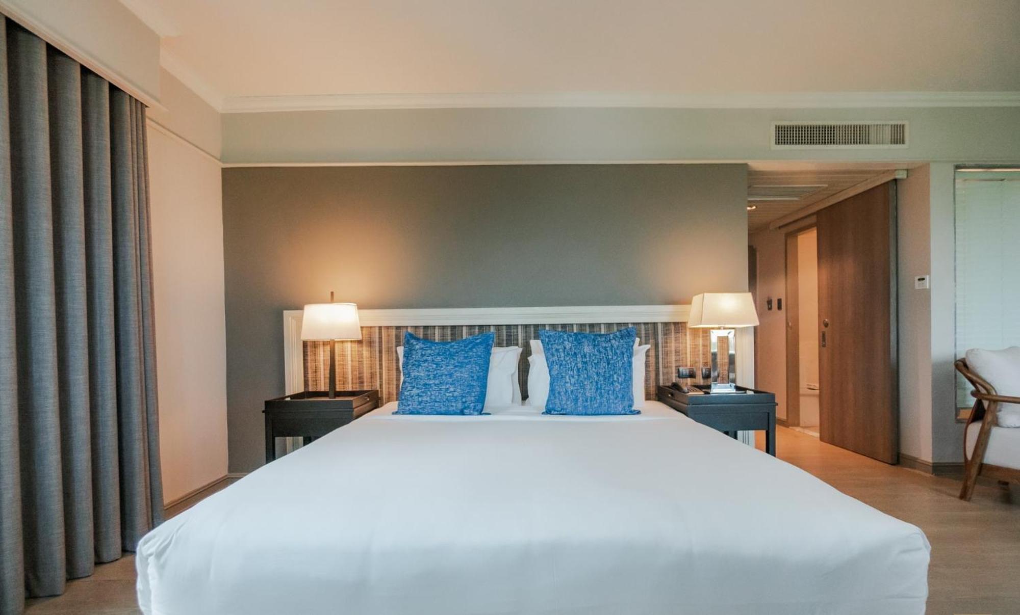 The Grand Riverside