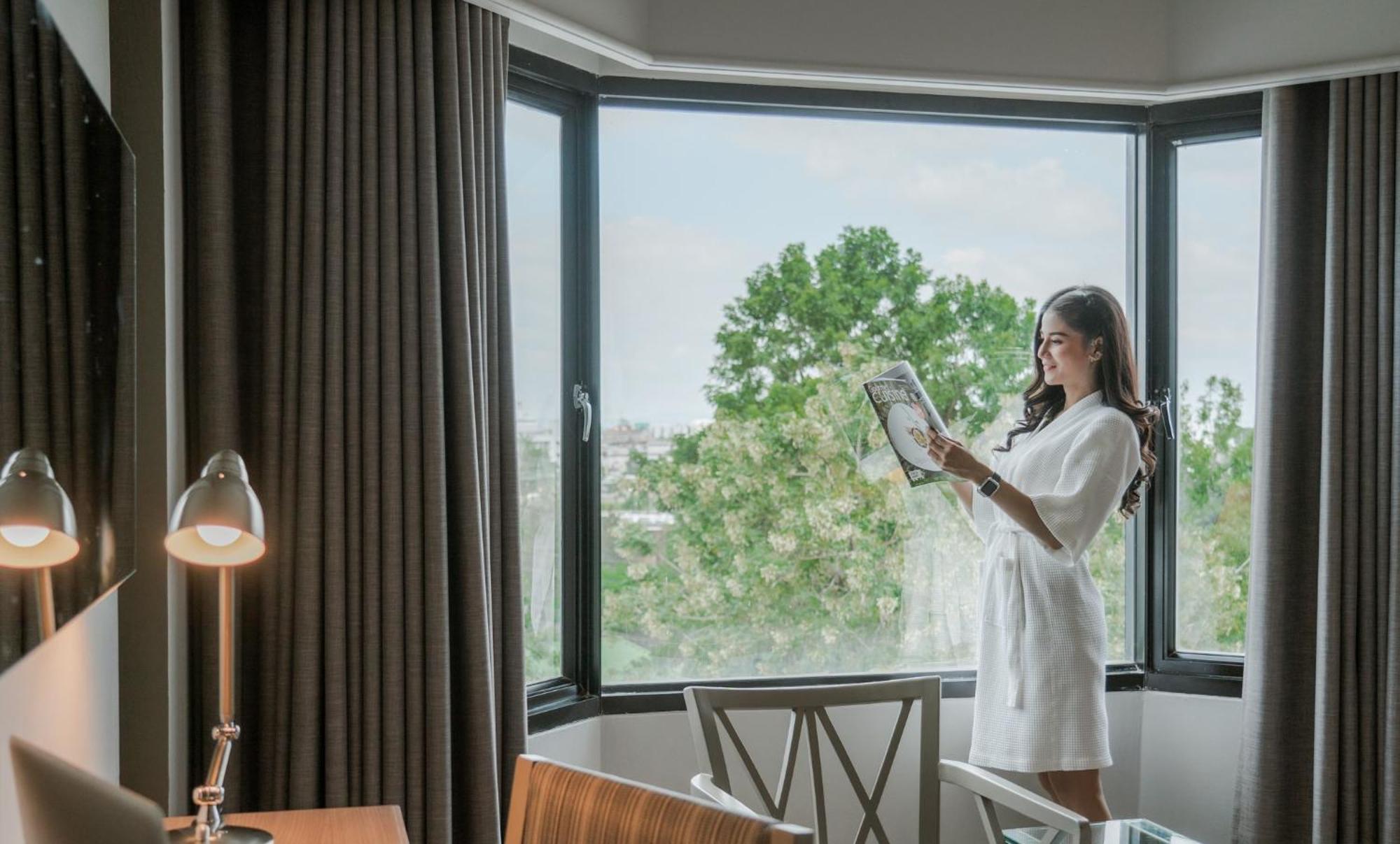 Hotel The Grand Riverside 3*