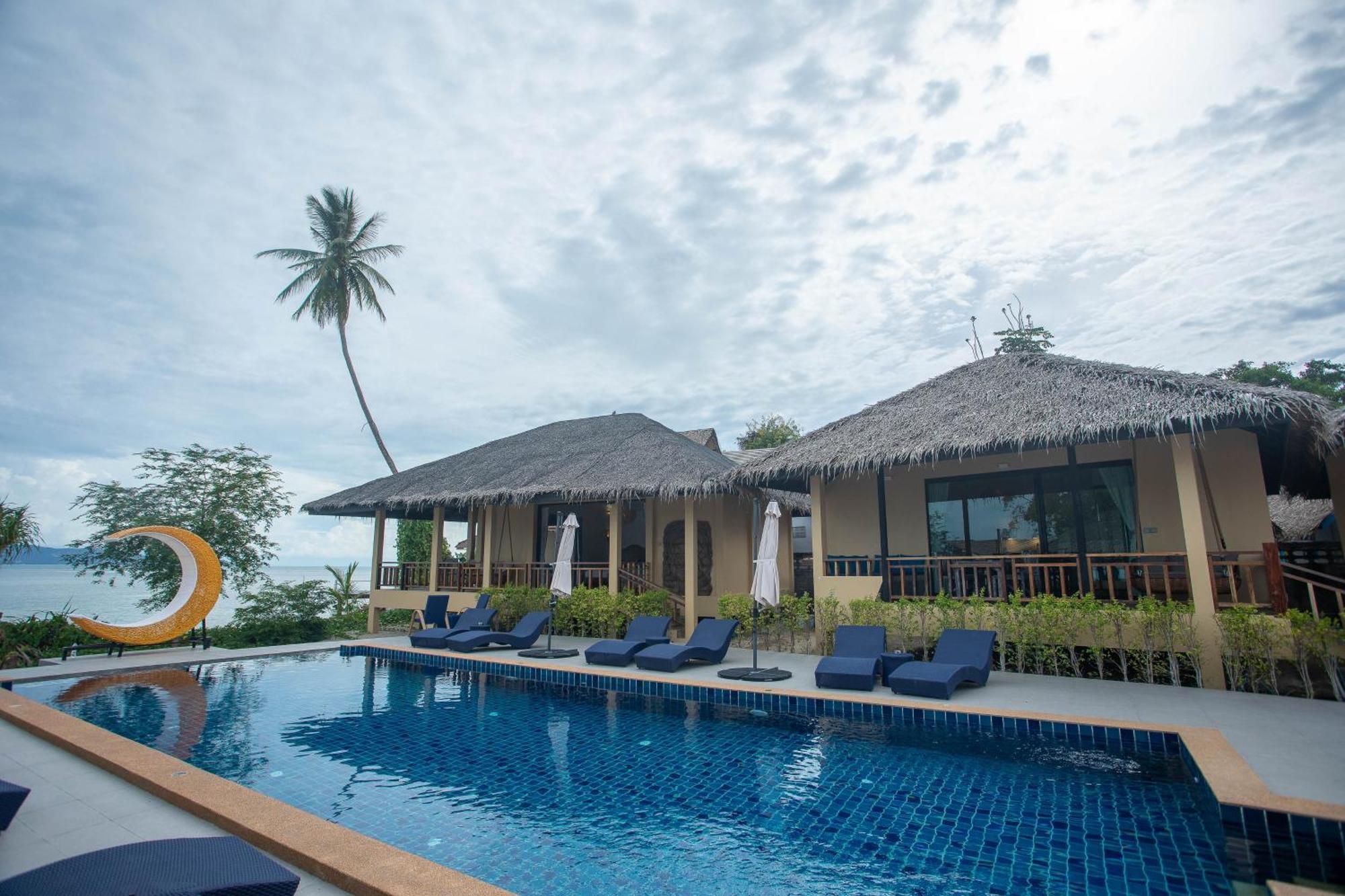 Absolute Beachfront