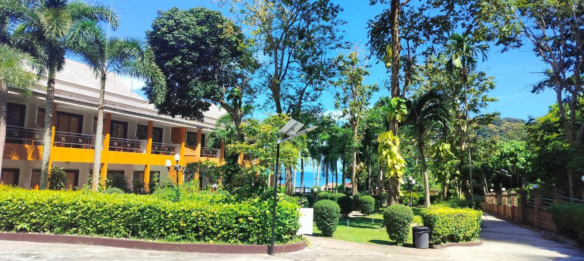 Diamond Cave Resort