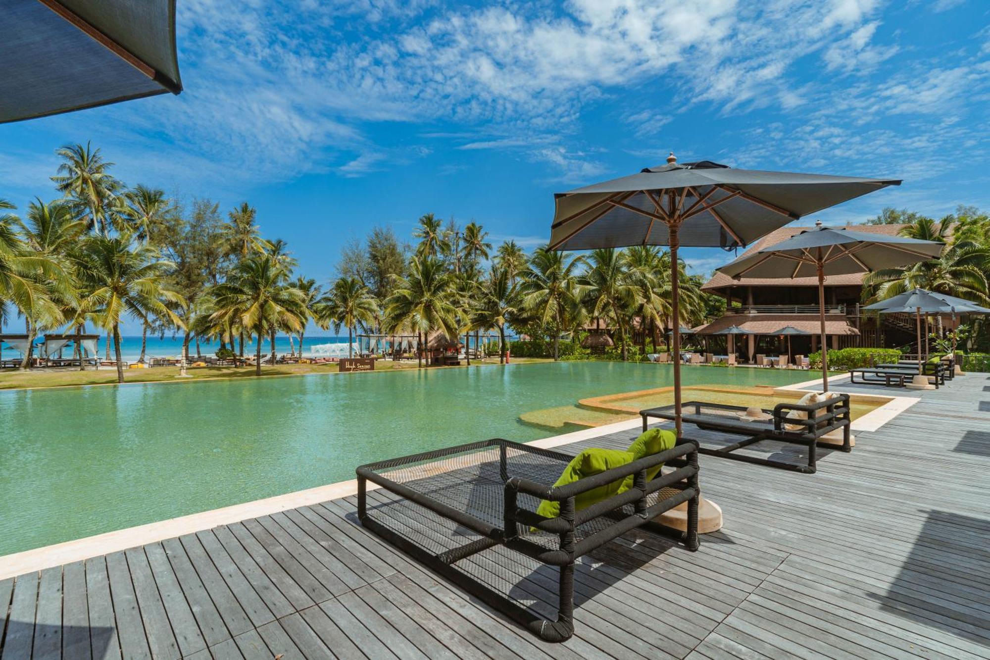 High Season Pool & Resort Ko Kut