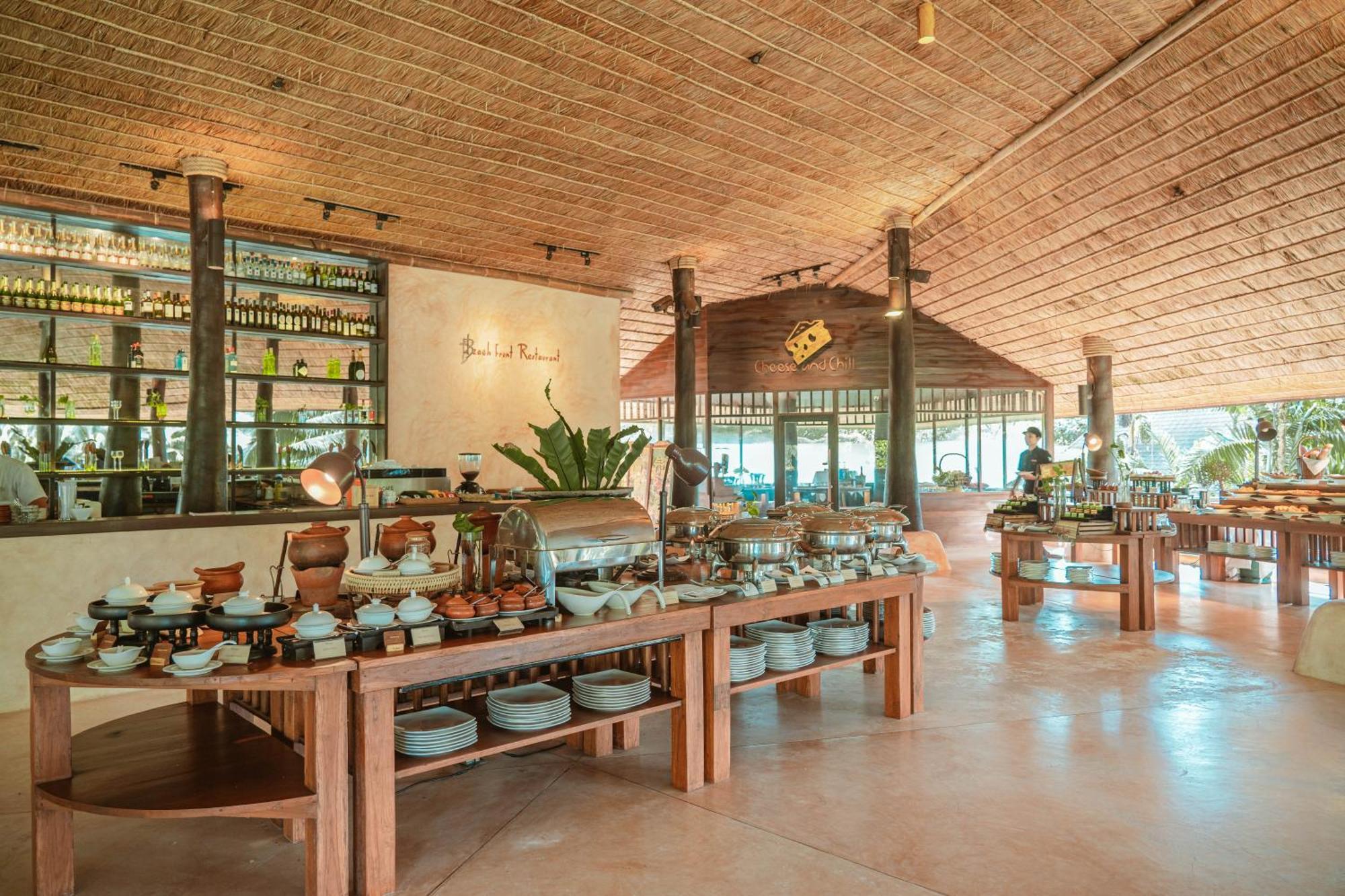 Resort High Season Pool & Ko Kut