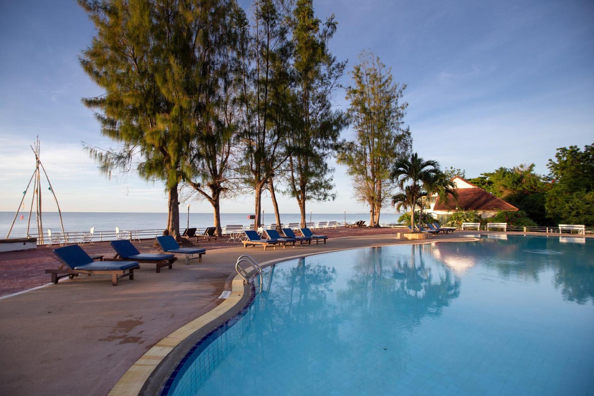 Hotel Eurasia Lagoon Cha-Am