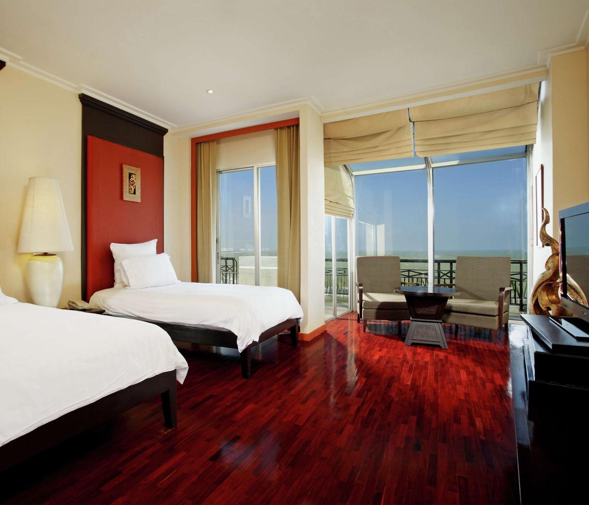 Hilton & Resort Hua Hin