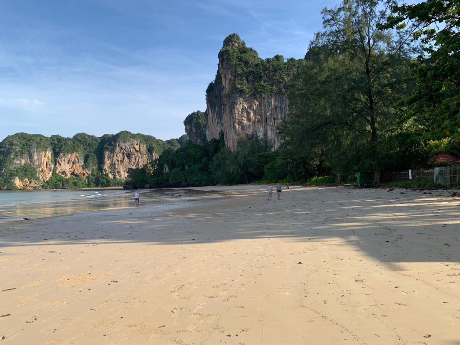Diamond Cave Resort 3*