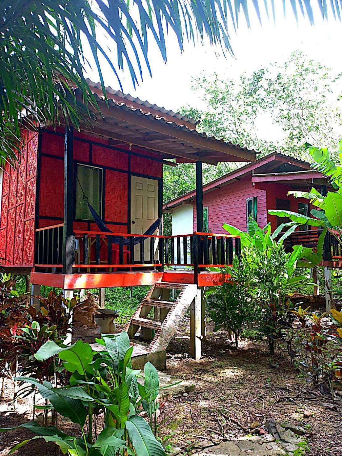 Lanta Maikeaw Lodge *