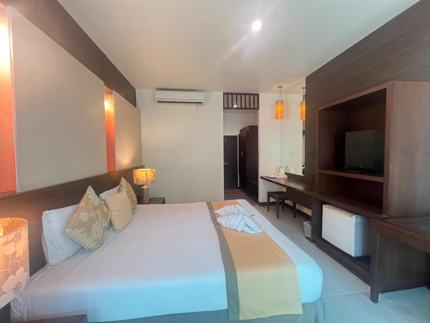Al's Resort 3*