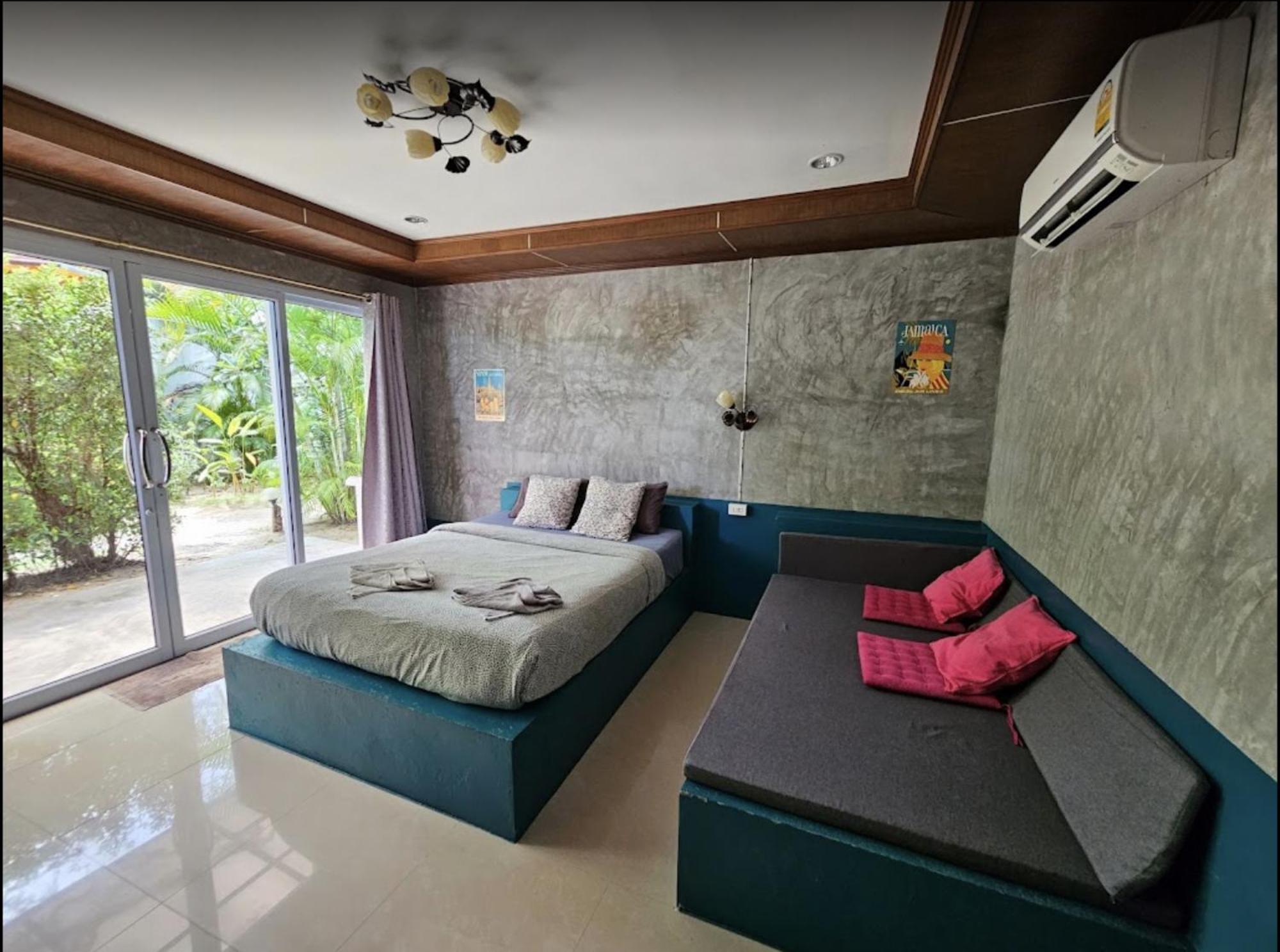 Resort Seaesta 3*