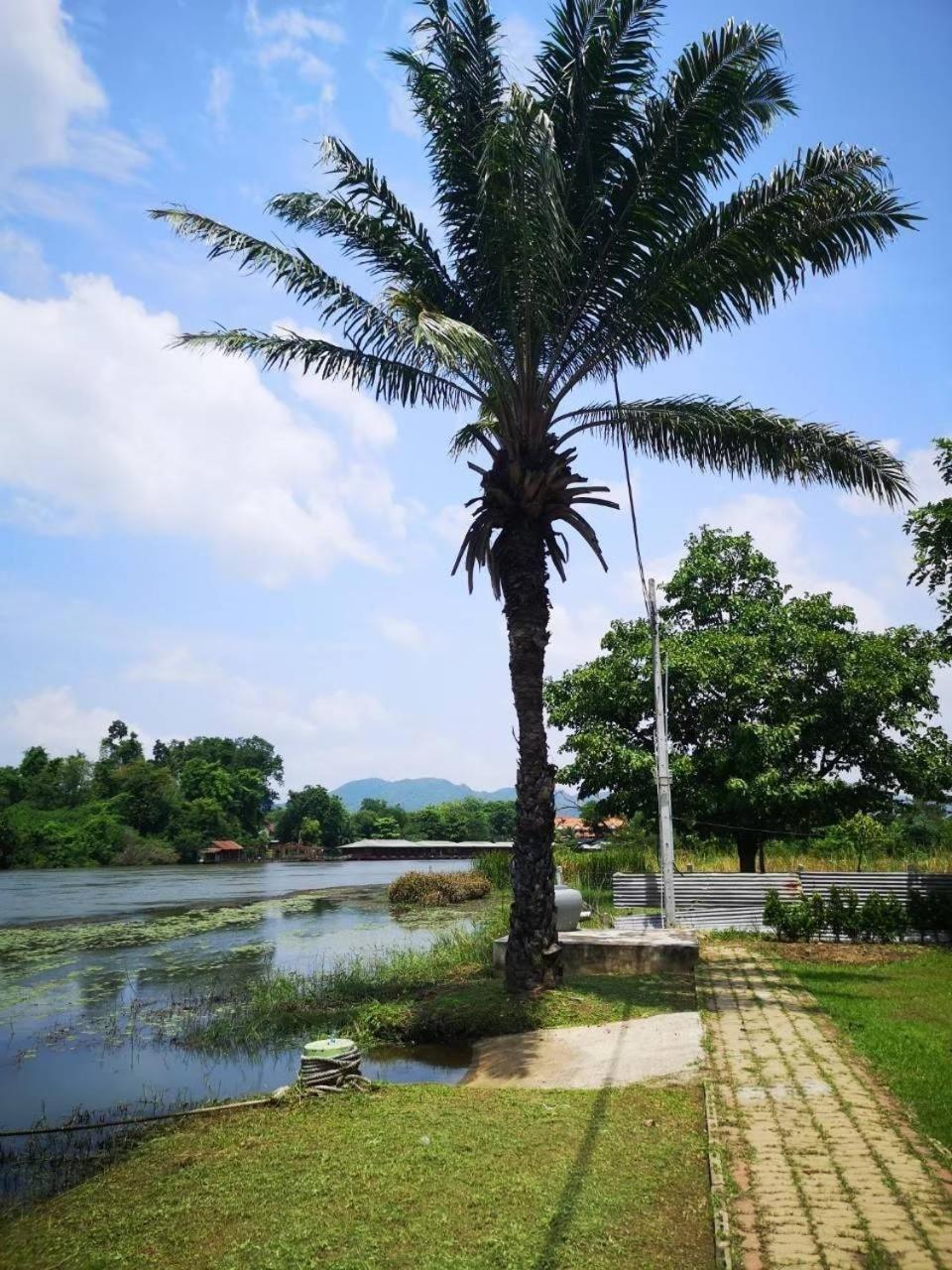 Resort Buasawan & Restaurant