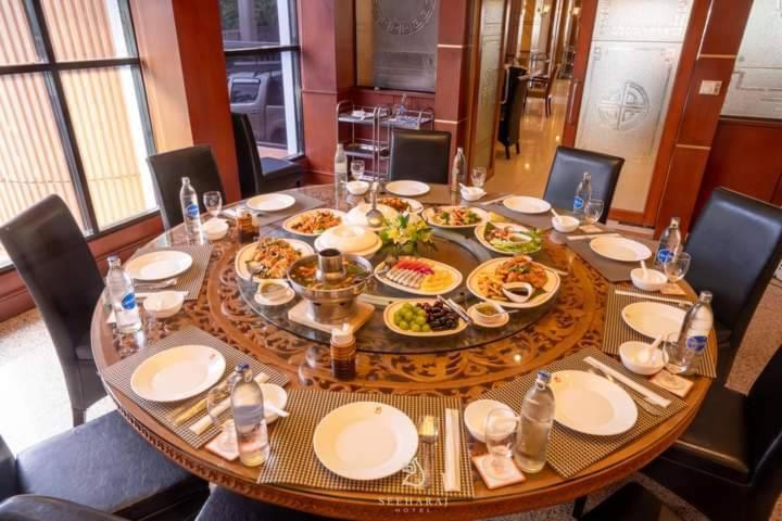 Hotel Seeharaj