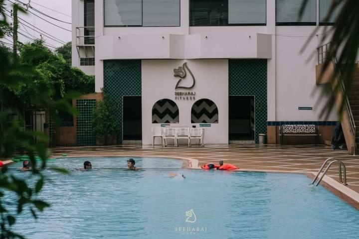 Seeharaj 3*
