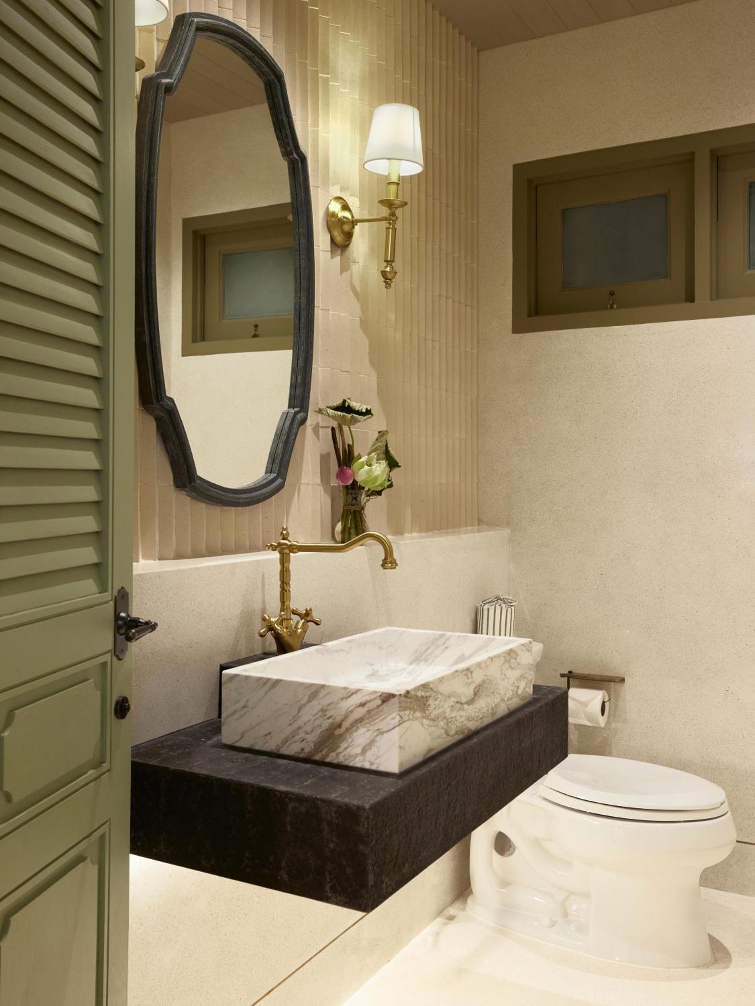 Hotel Charras Bhawan And Residences Hua Hin
