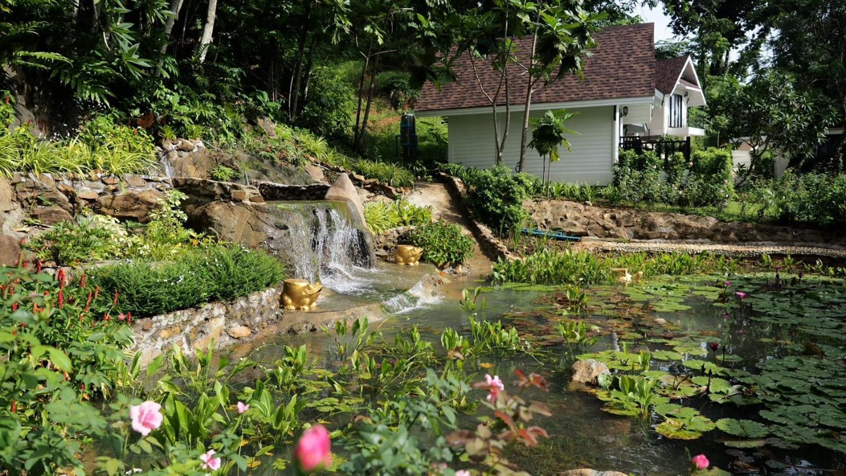 Resort Sea Escape