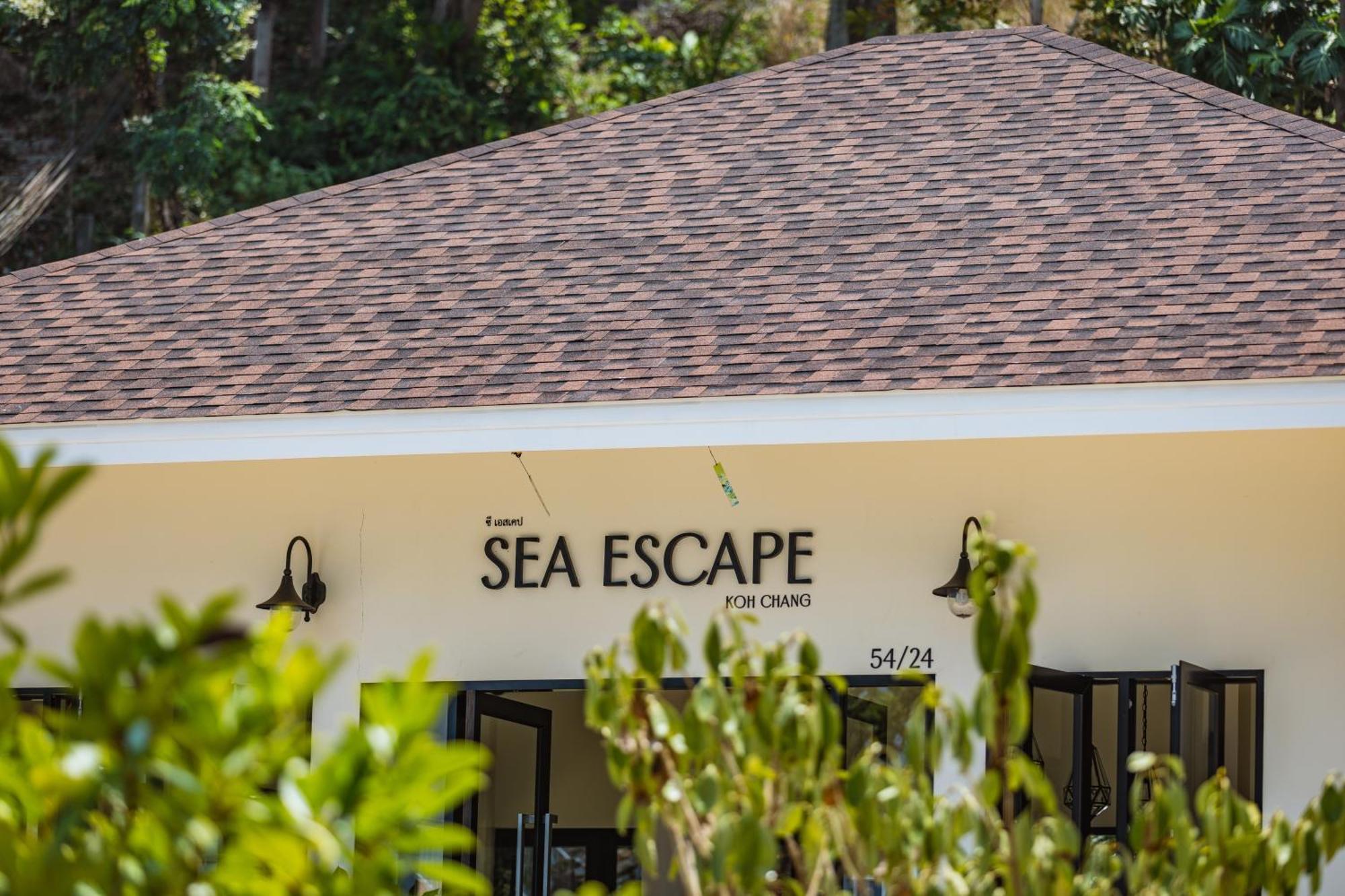 Resort Sea Escape