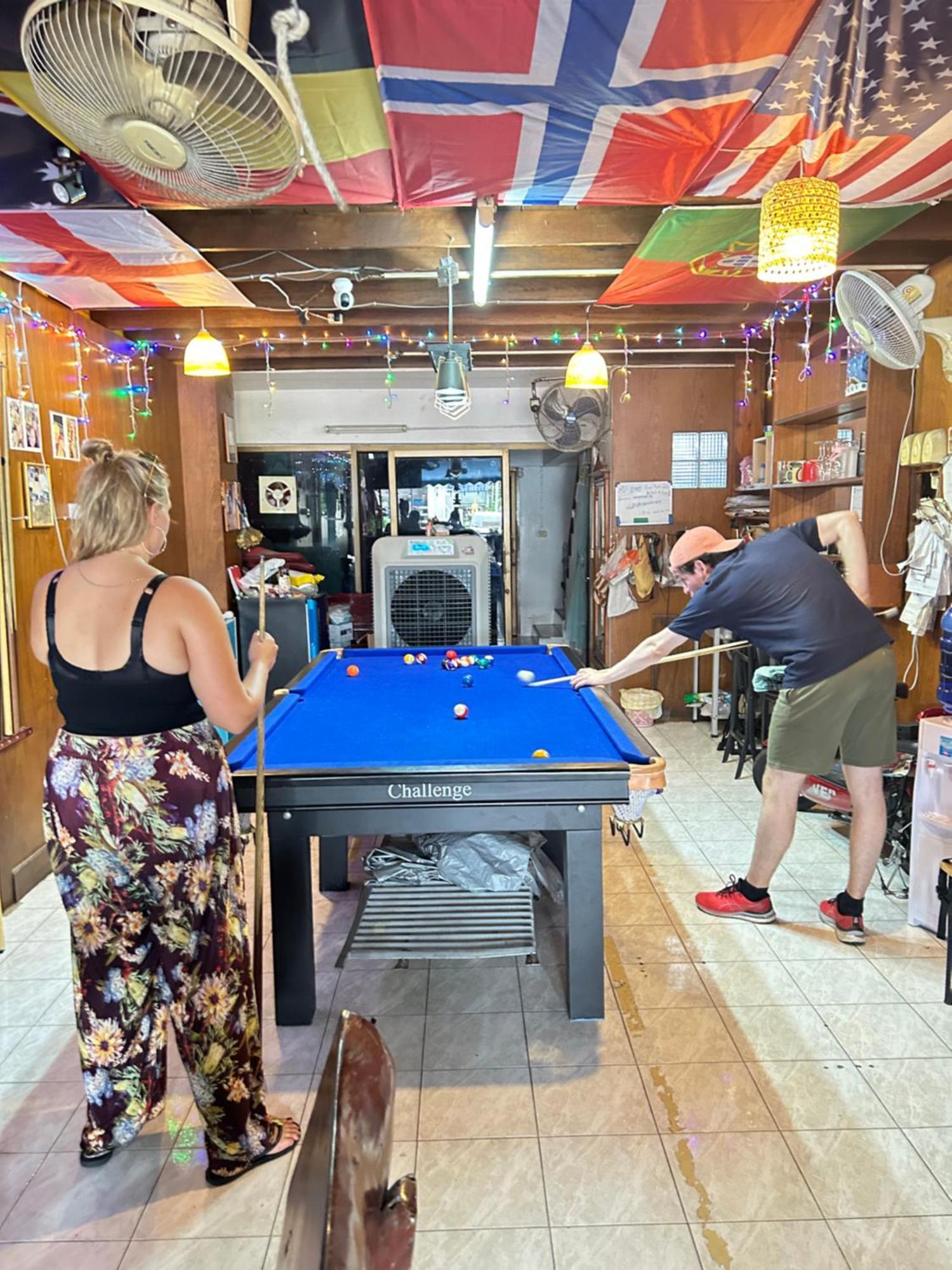 Guest house Noot's Bar And