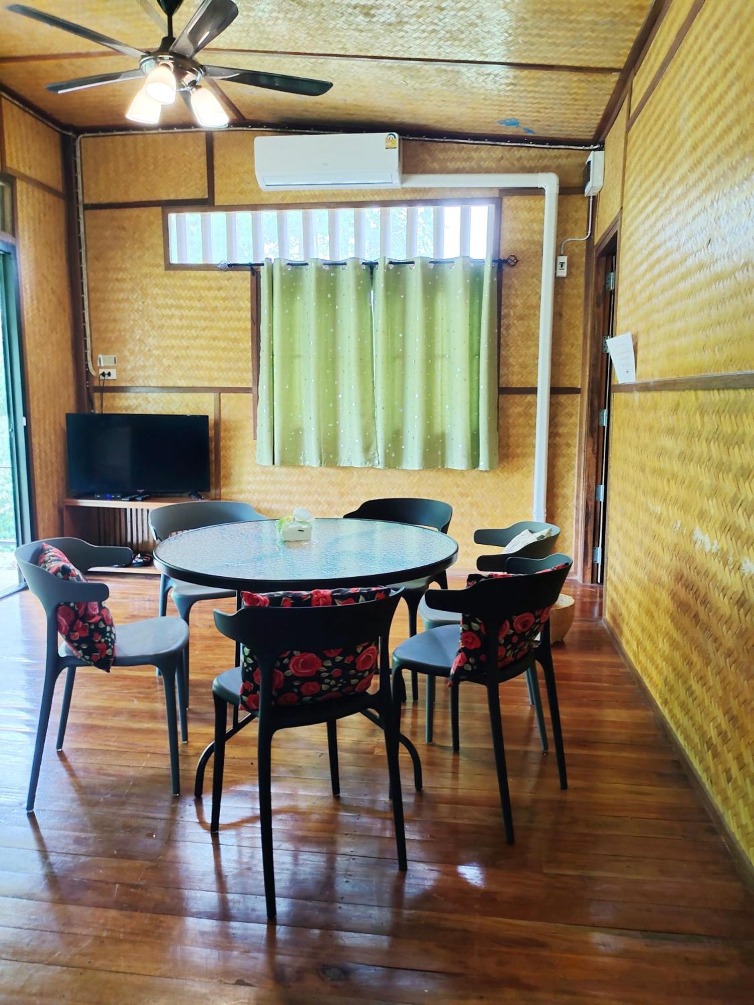 Hotel Bansuanphutarn