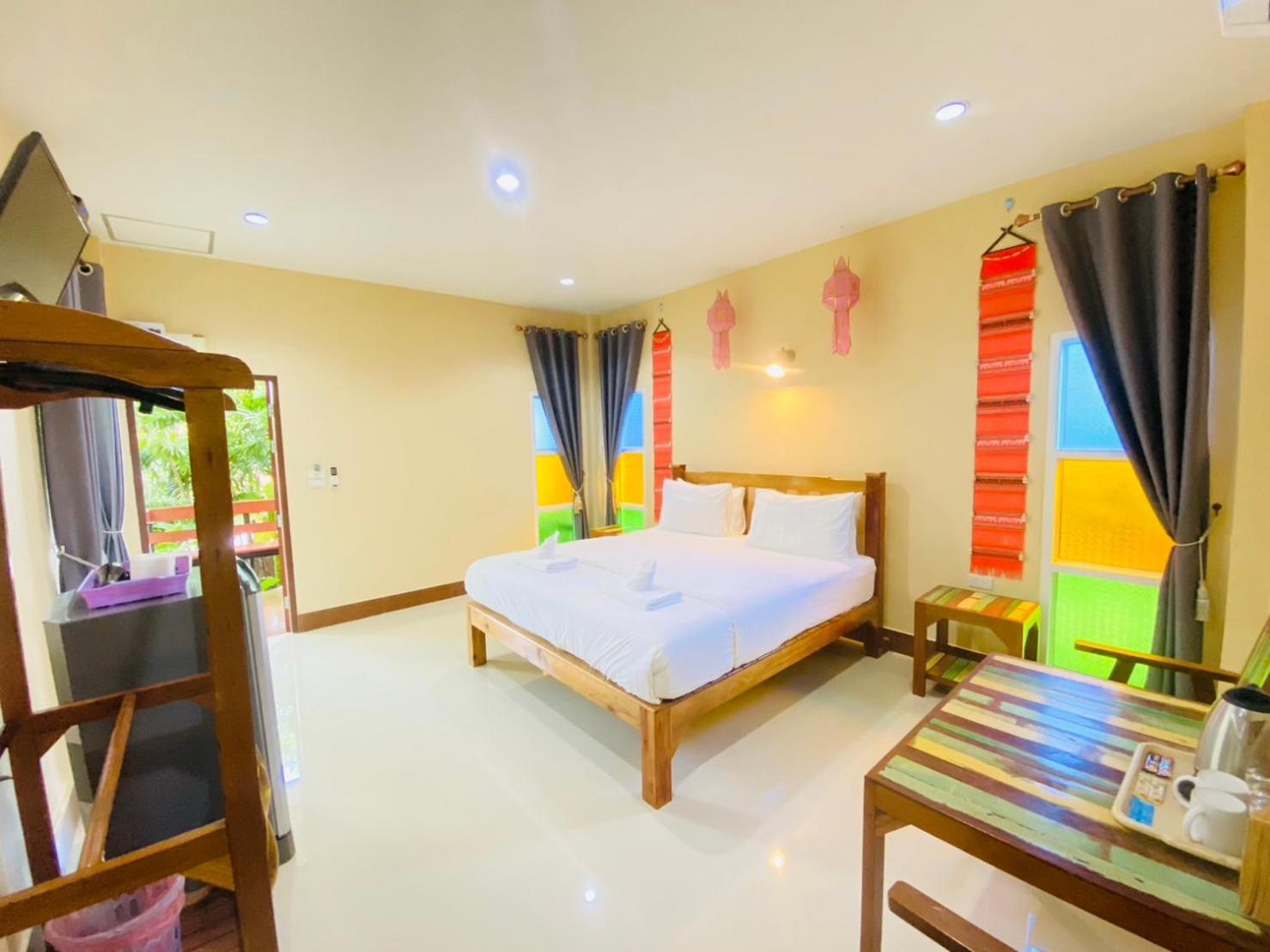 Resort Huan Soontaree Ban Phe