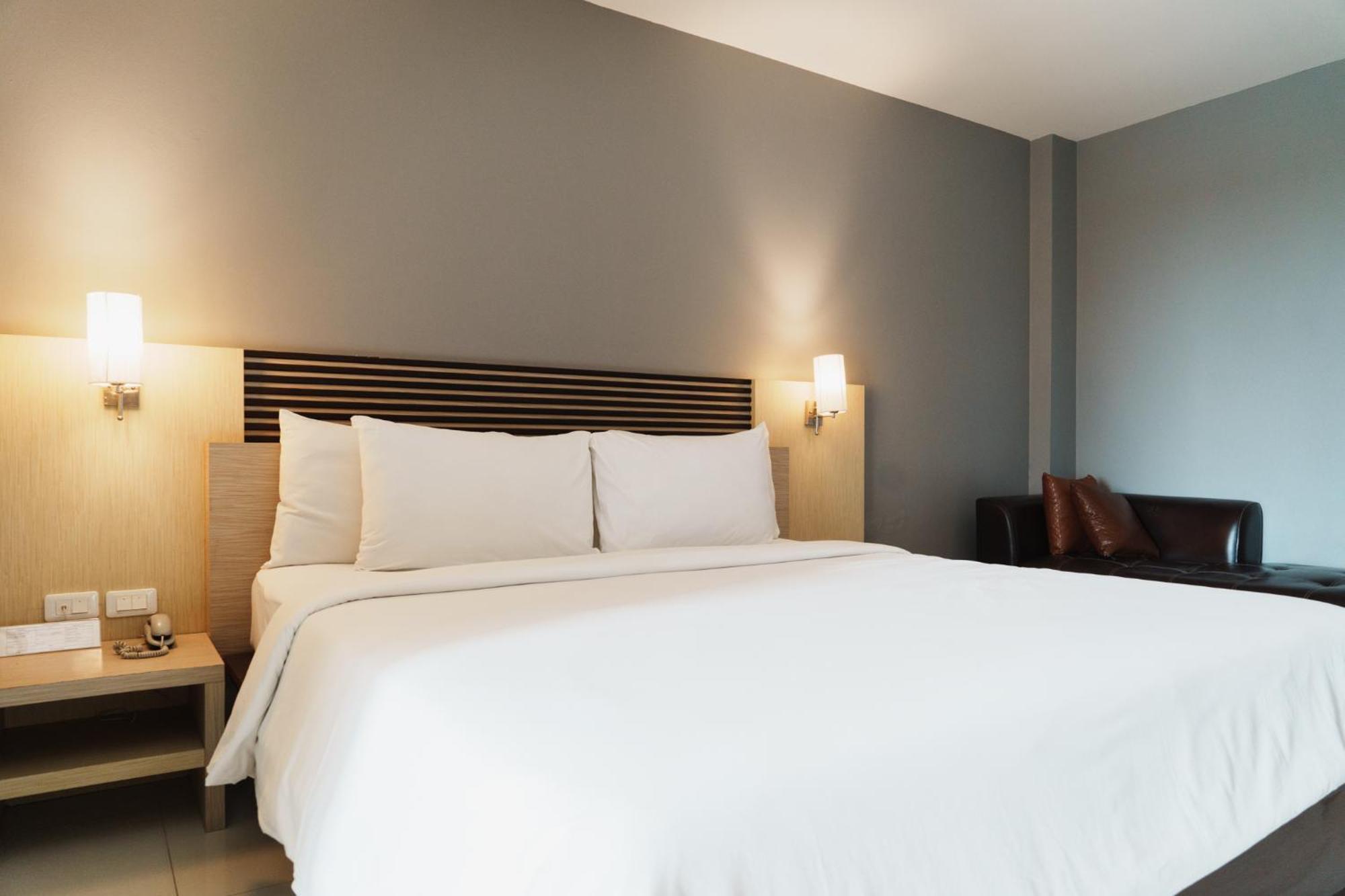 And Hotel