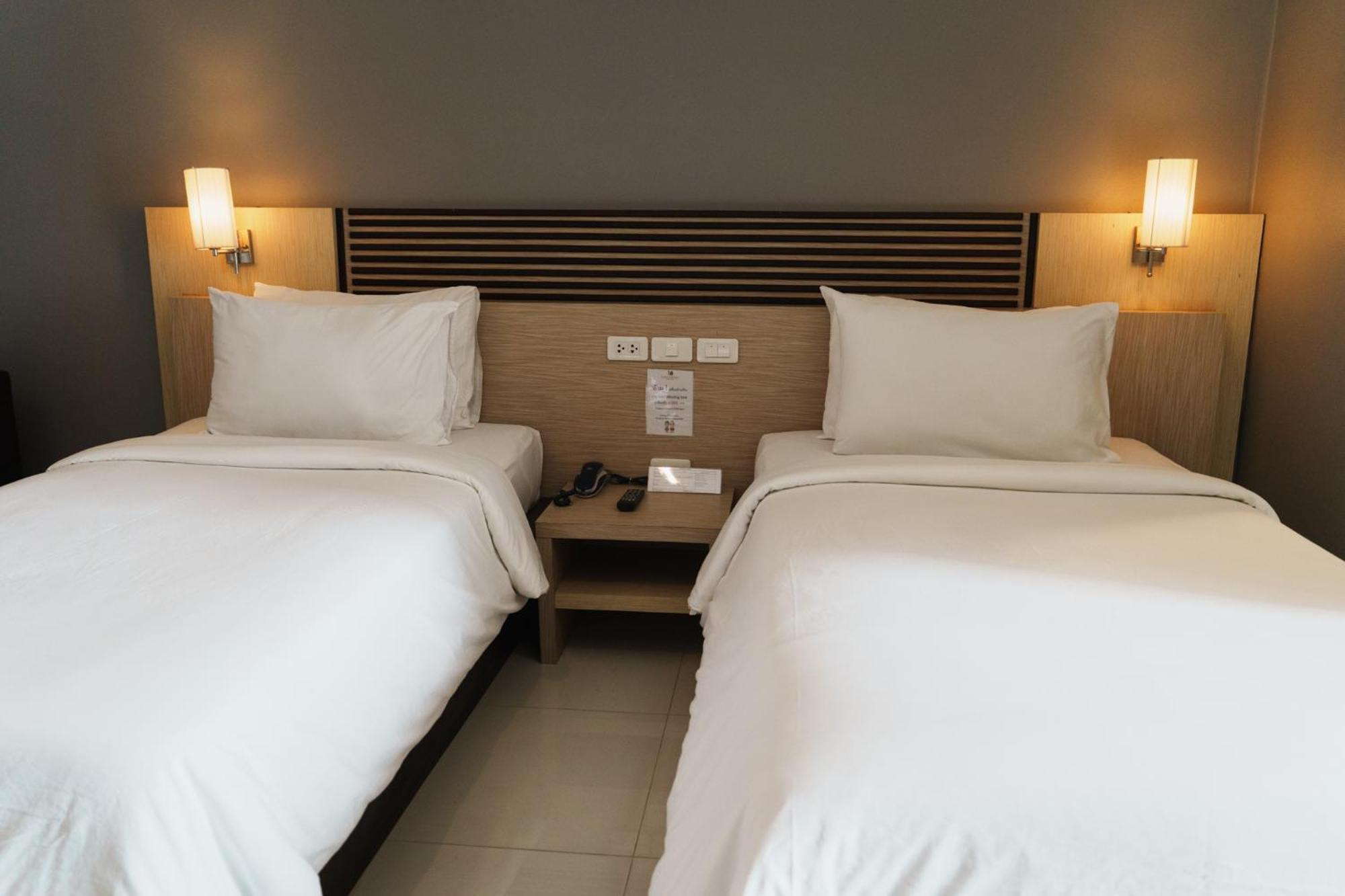 And Hotel 3*
