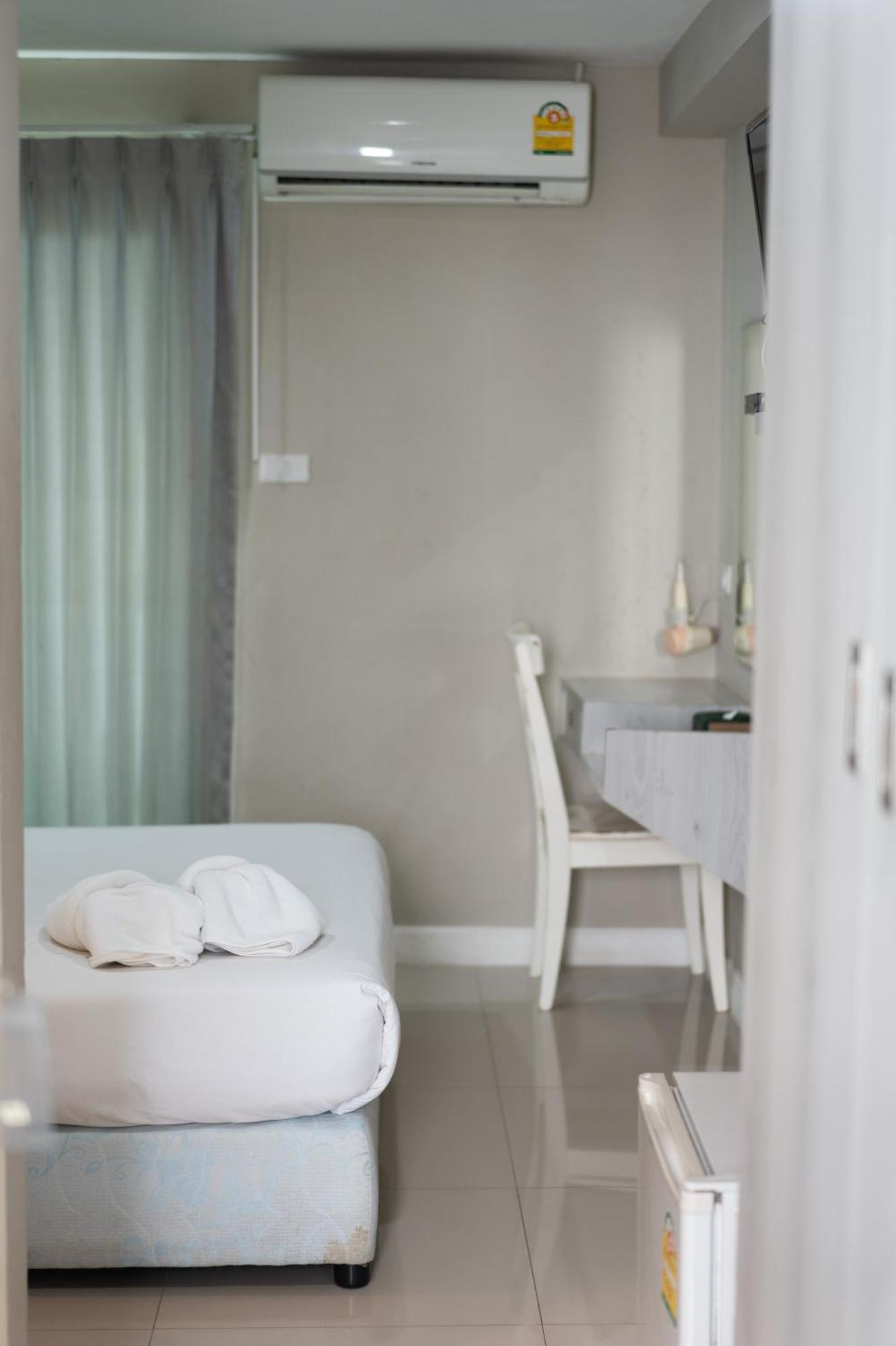 Hotel V-ocean Palace