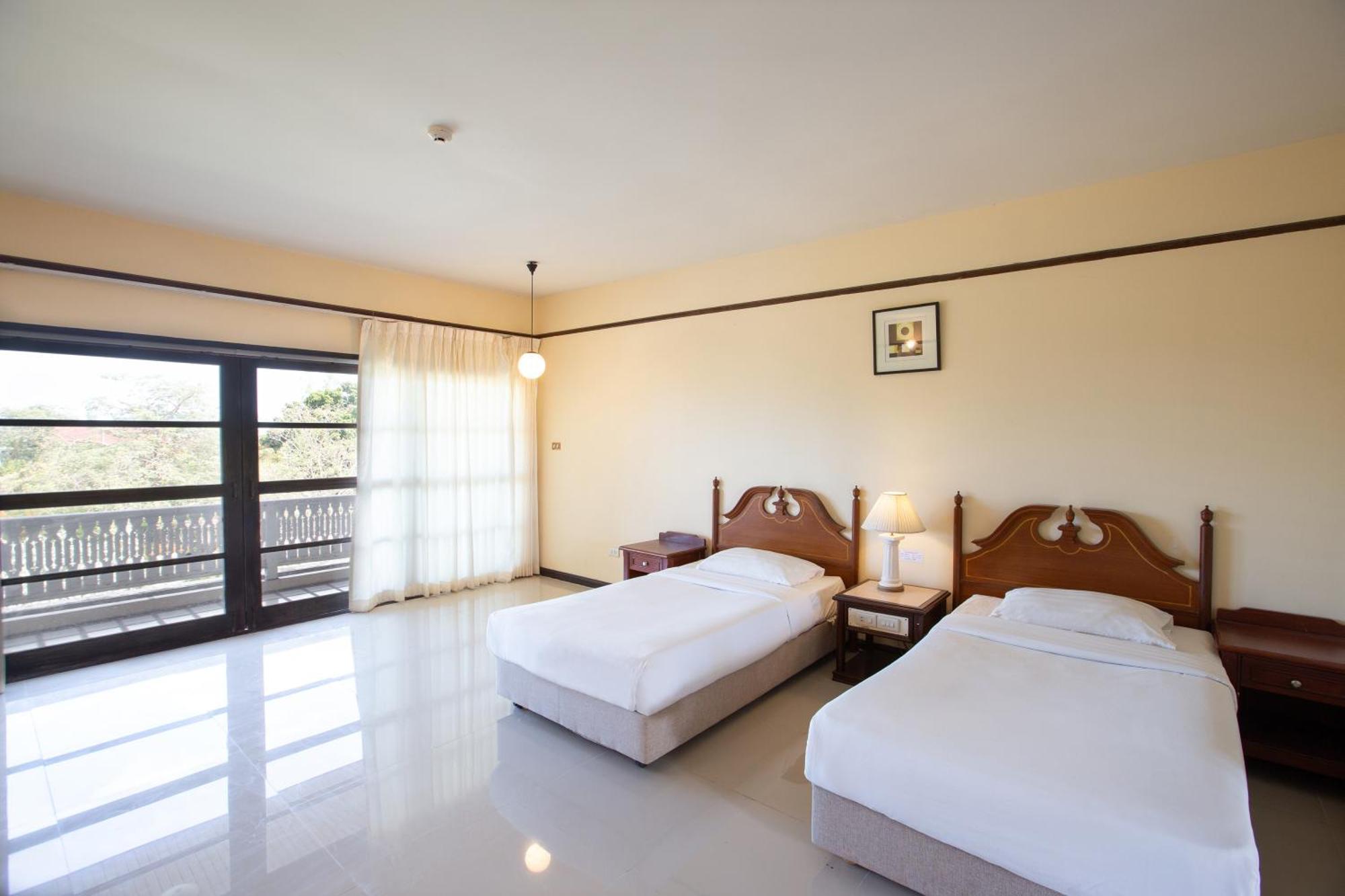 Eurasia Lagoon Hotel Cha-Am
