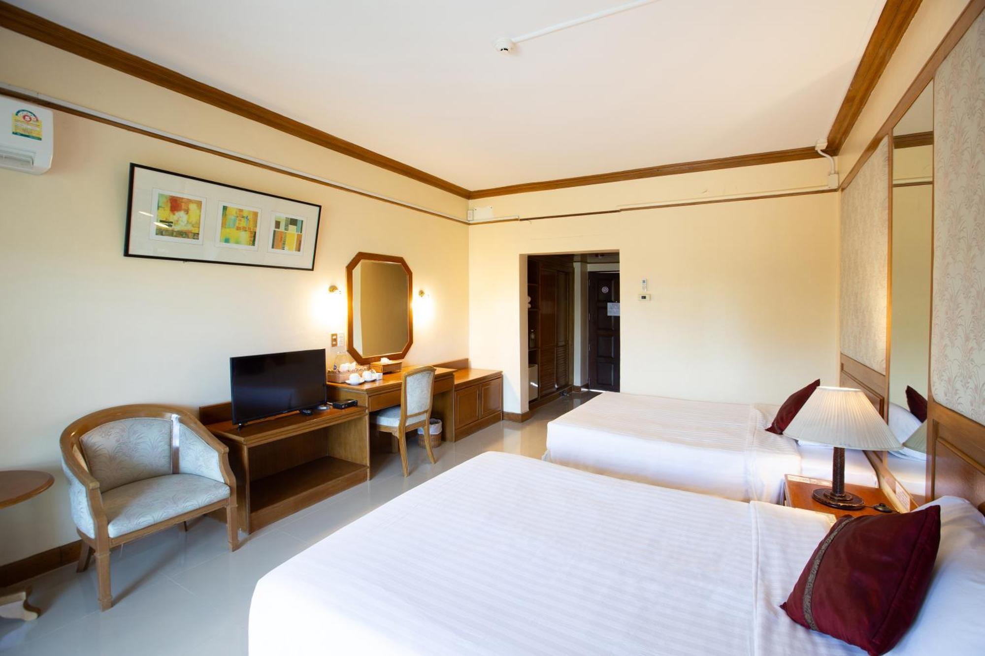 Hotel Eurasia Lagoon