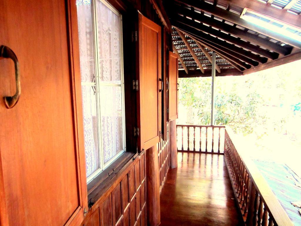 Golden Teak Resort Mae Rim