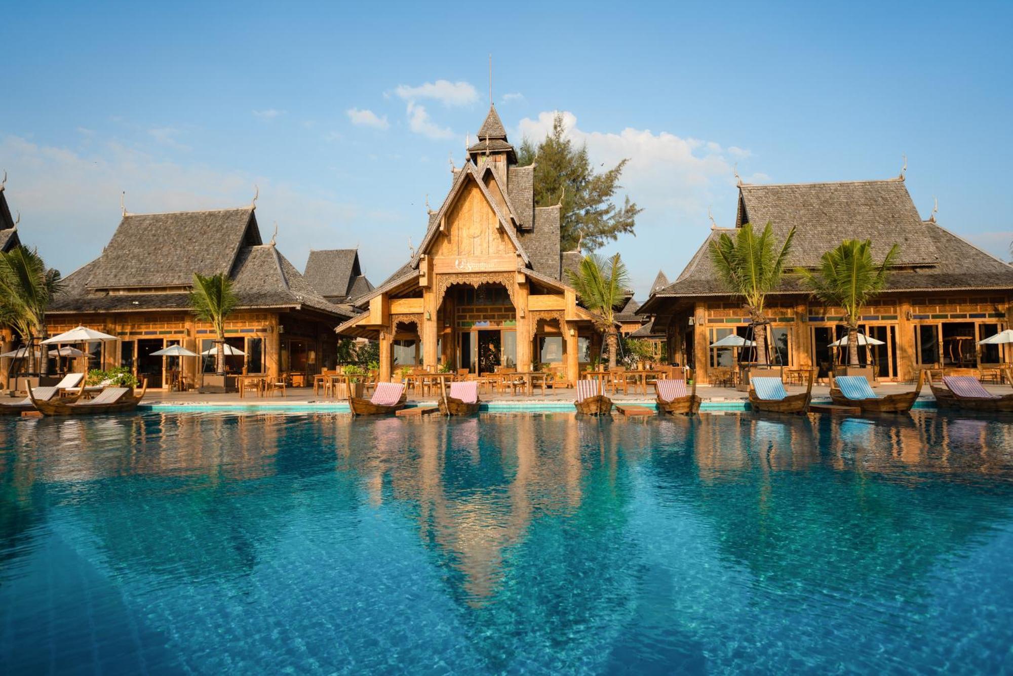 Santhiya Phuket & 5*