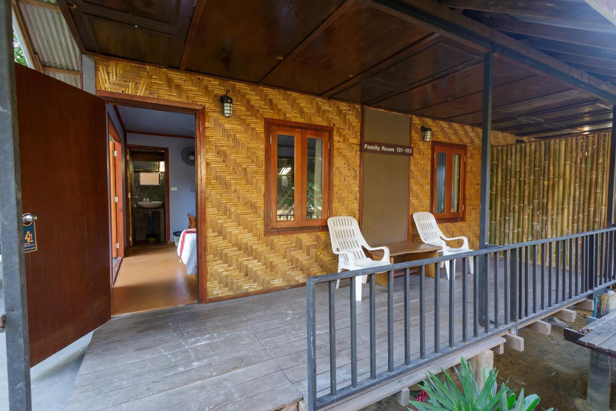 Resort Khao Sok 2*