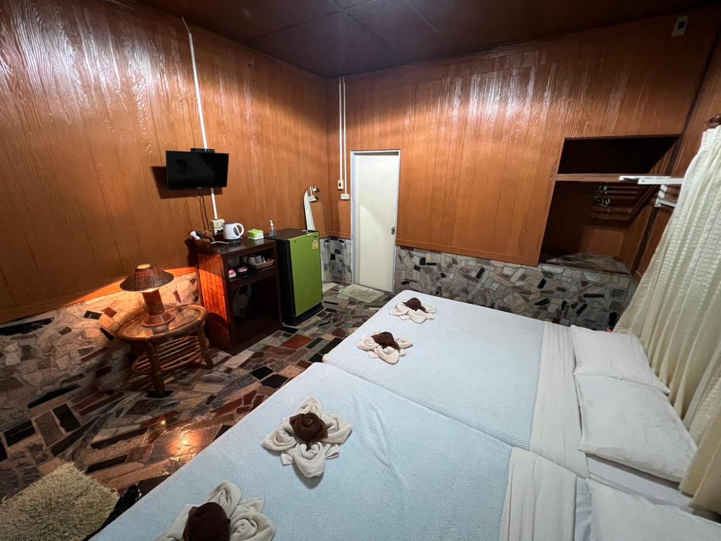 Tongta Phaview Resort