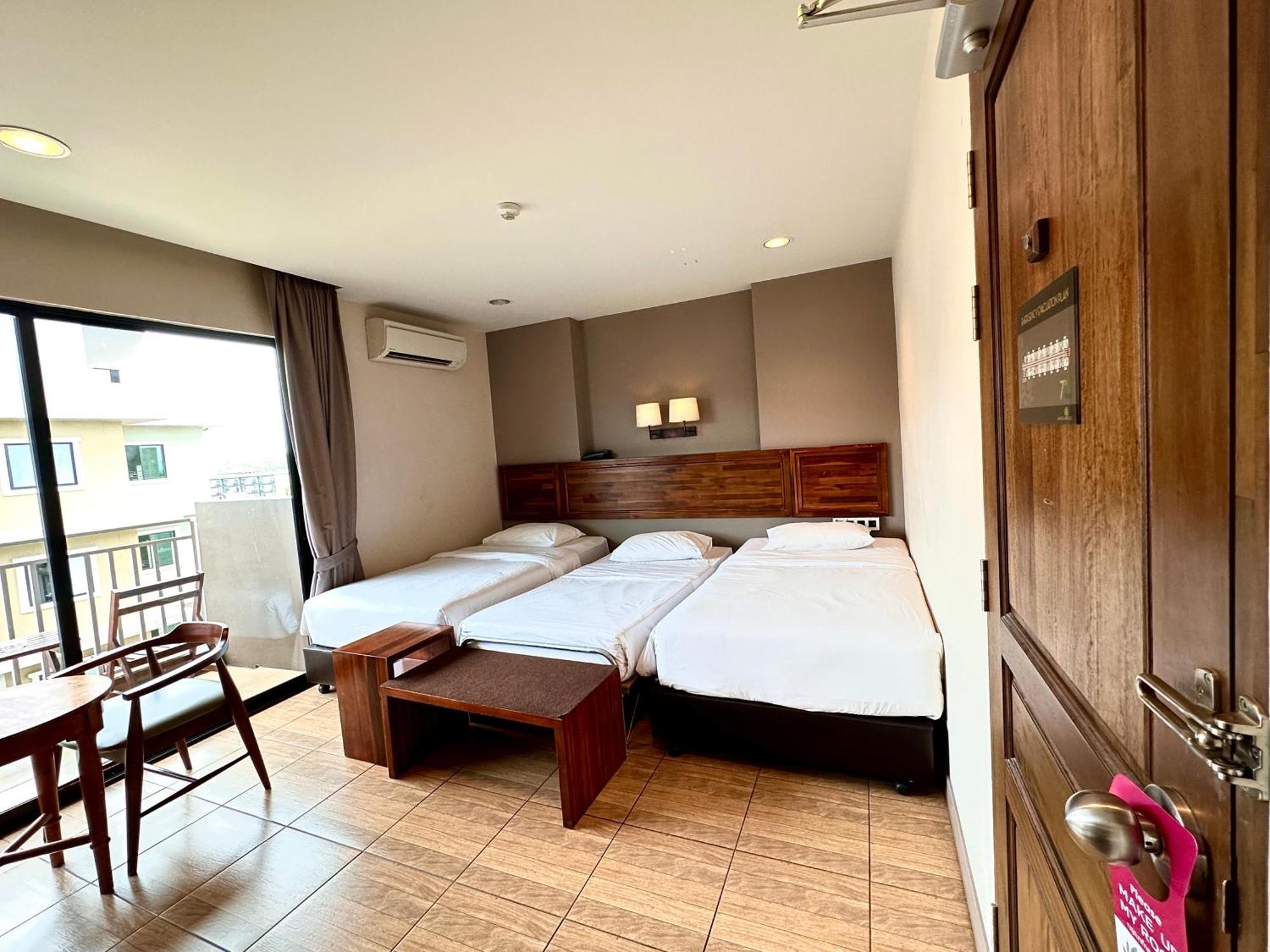 Mangrove Prestige Hotel