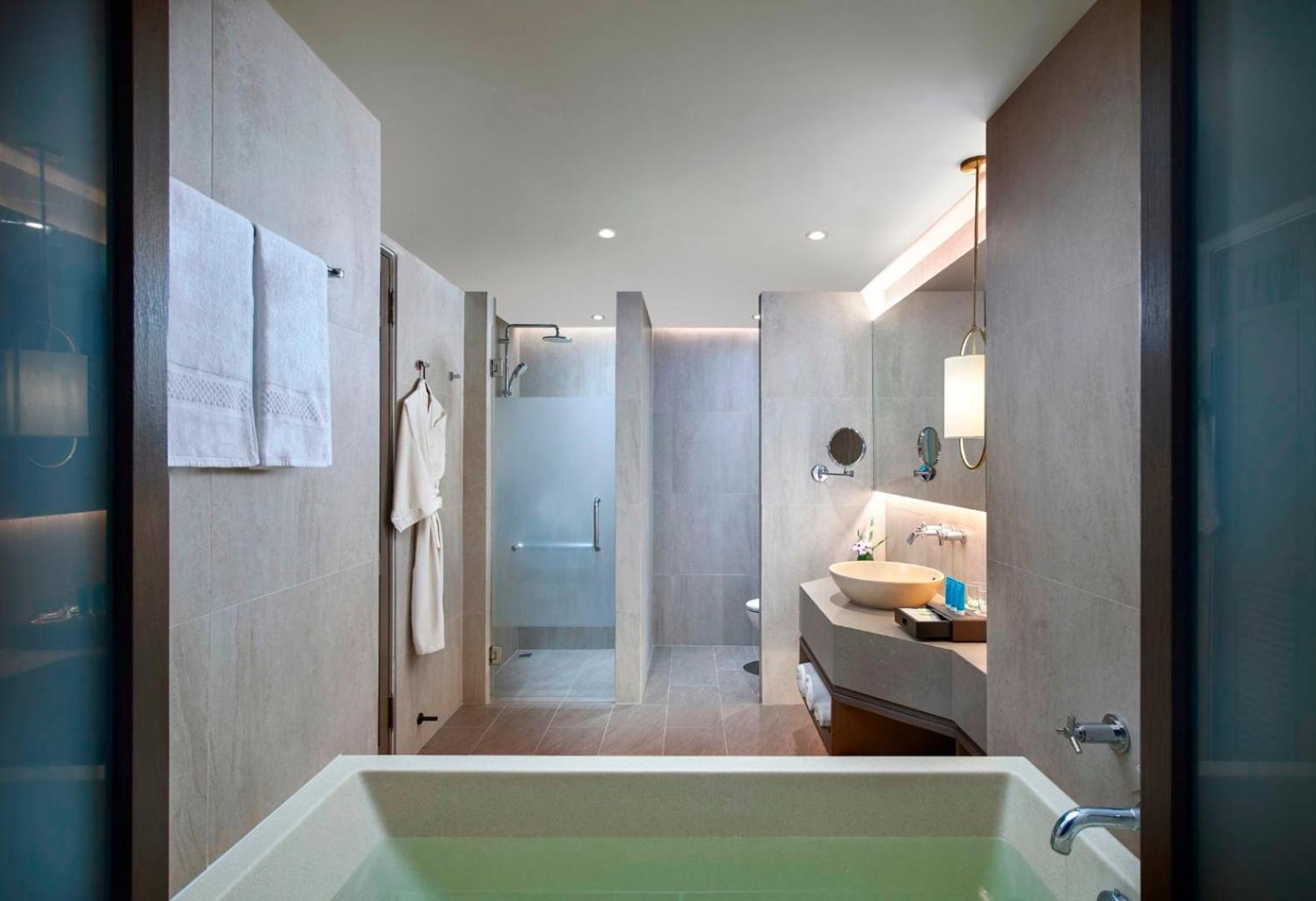 Amari Vogue Krabi Resort Tub Kaek Beach