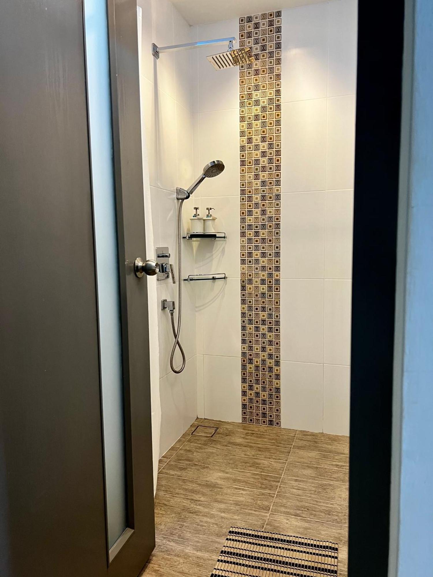 Grandblue Condominium#702 Seaview Topfloor Maephim Rayong * Mae Phim
