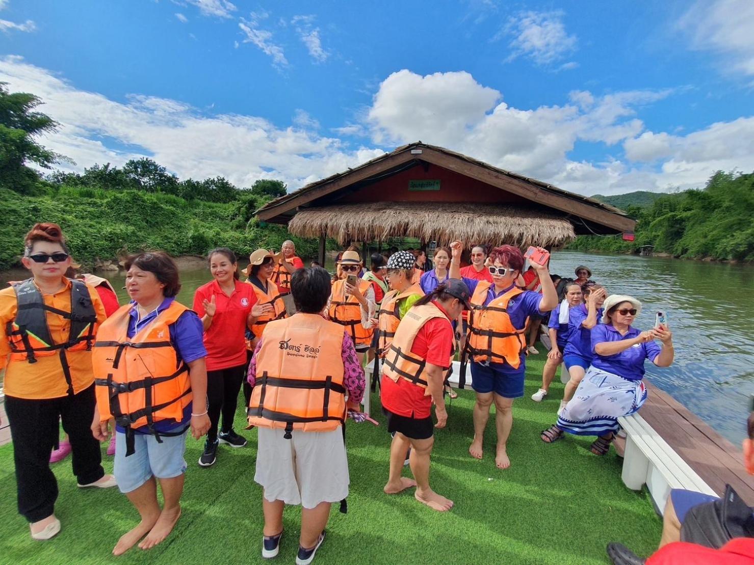 Star Hill River Kwai Ban Kaeng Raboet