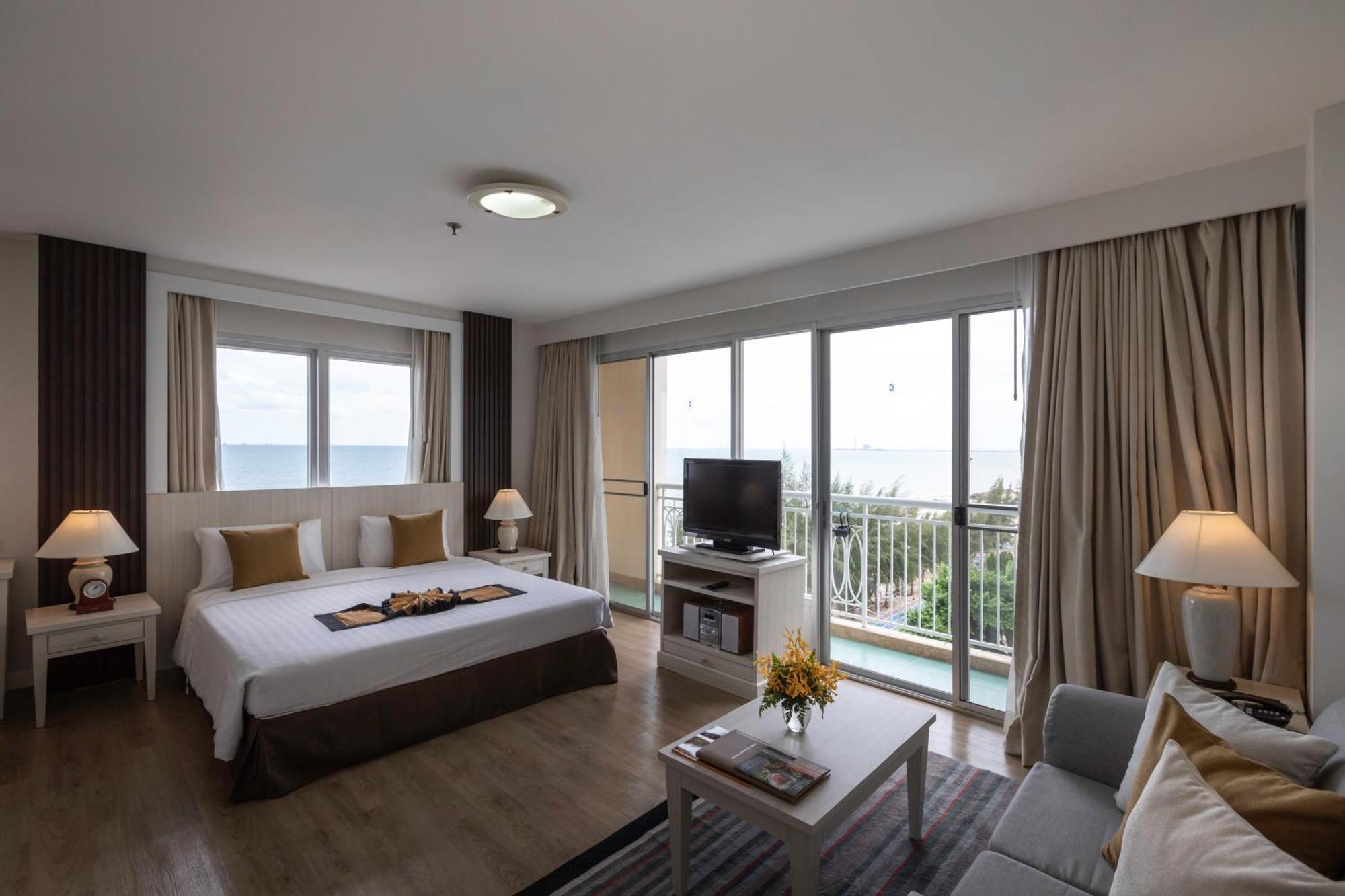 Kantary Bay And Serviced 4*