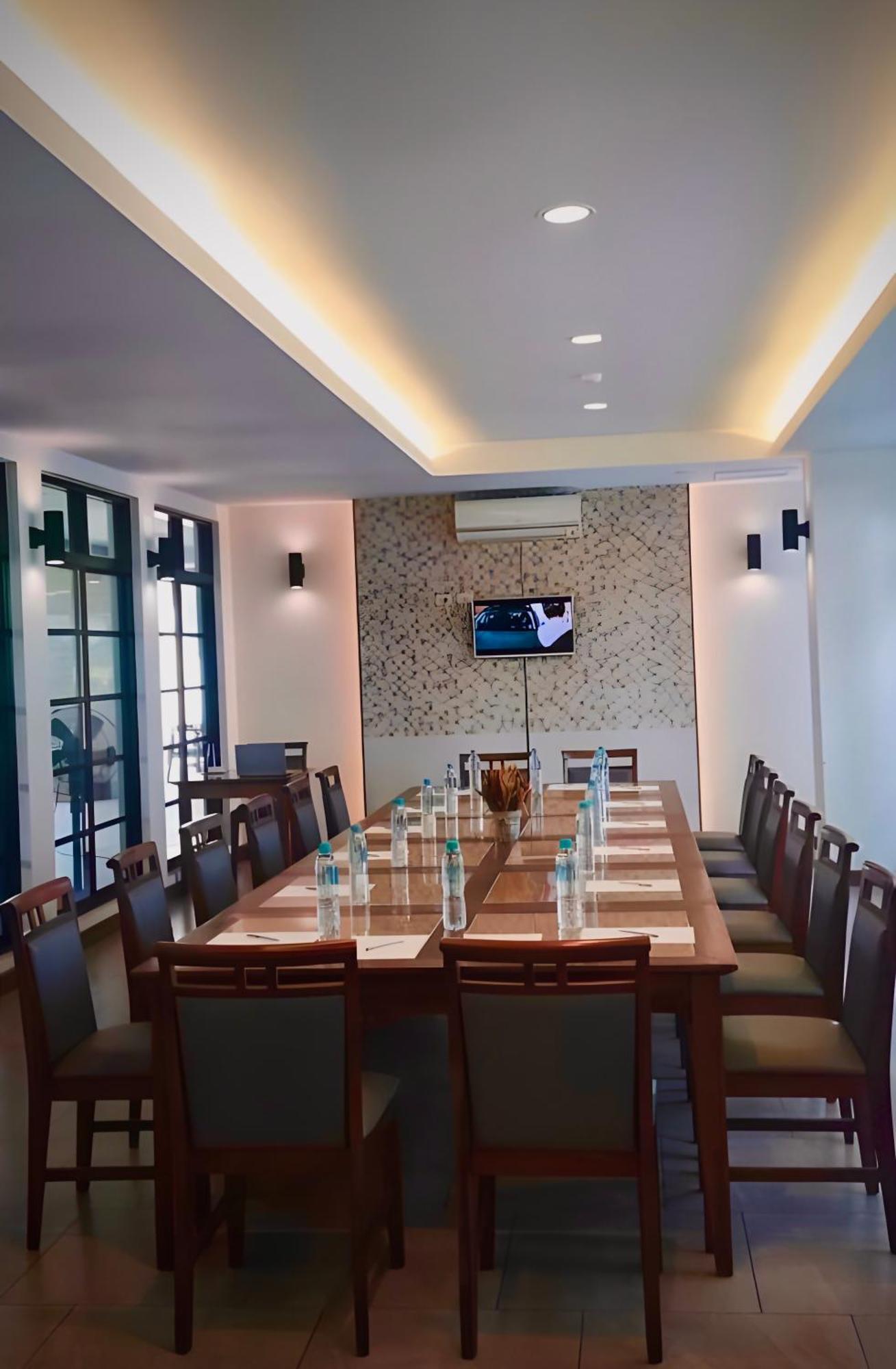 Mangrove Prestige Hotel 5*